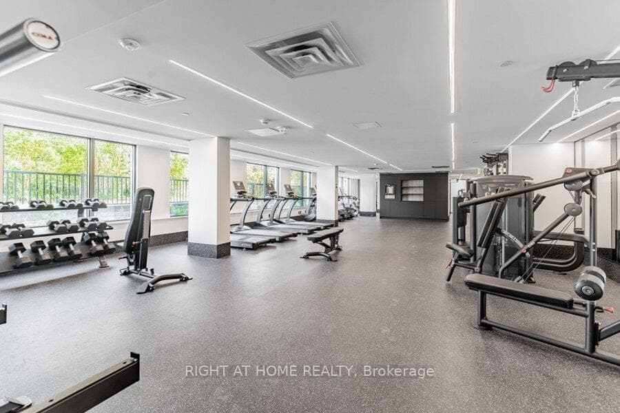 500 Wilson Avenue Unit 423 - Condo photo 19 of 23 in North York (Bathurst Manor / Clanton Park), Ontario