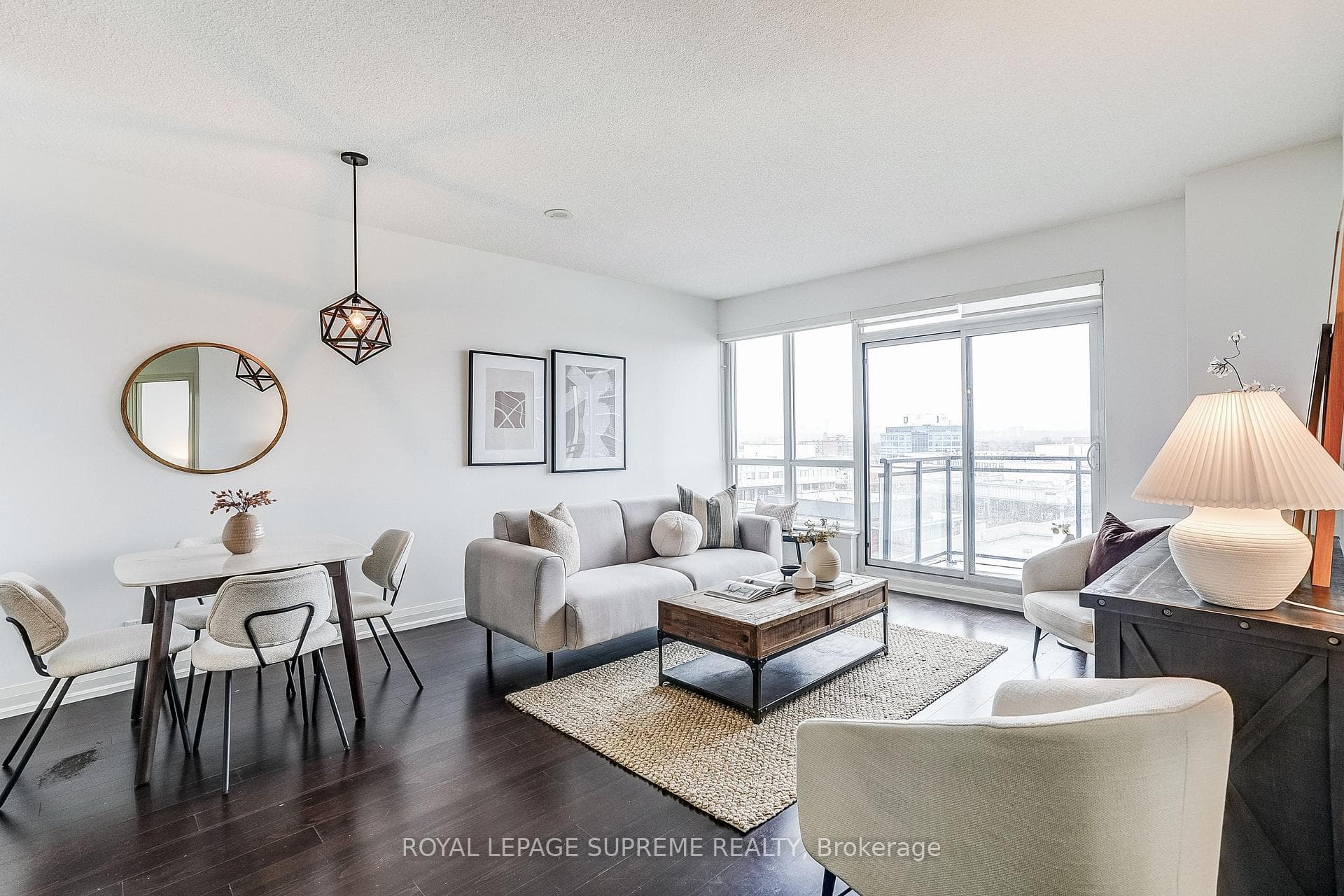 85 The Donway West N/A Unit 504 - Condo photo 2 of 42 in Don Mills / Parkwoods / Victoria Village, Ontario
