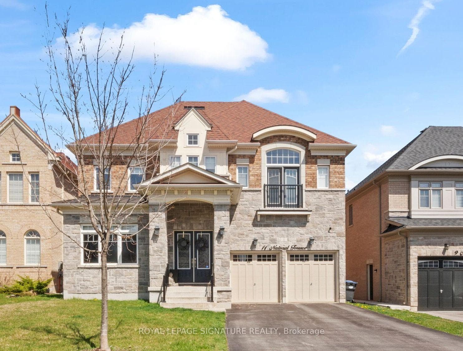 11 Natural Terrace - Detached photo 3 of 38 in Brampton, Ontario