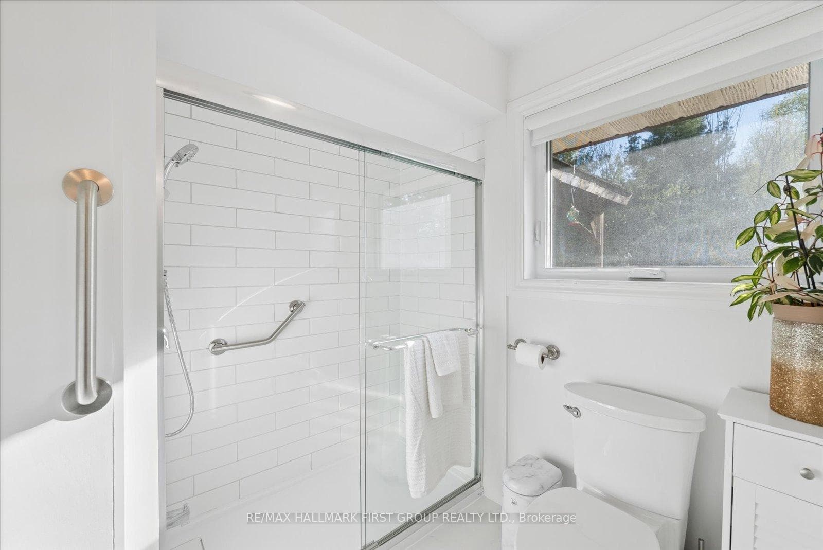 2720 Castle Hill Drive - Detached photo 21 of 37 in Hamilton Township, Ontario