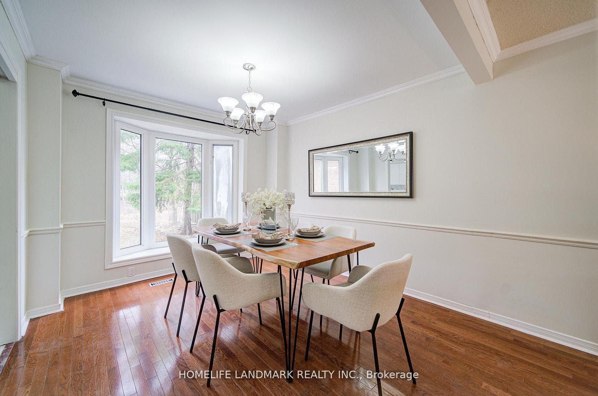 1111 Deer Run - Detached photo 5 of 29 in Mississauga, Ontario