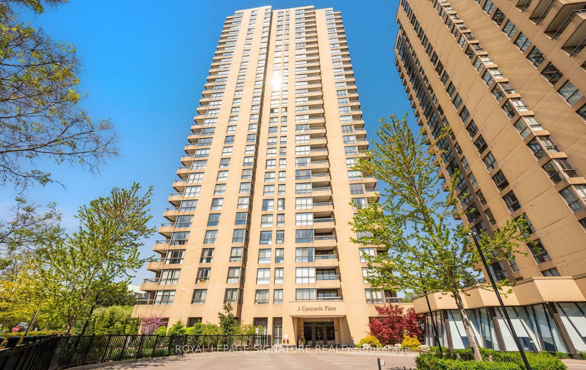 3 Concorde Place Unit 805 - Condo photo 35 of 36 in Don Mills / Parkwoods / Victoria Village, Ontario