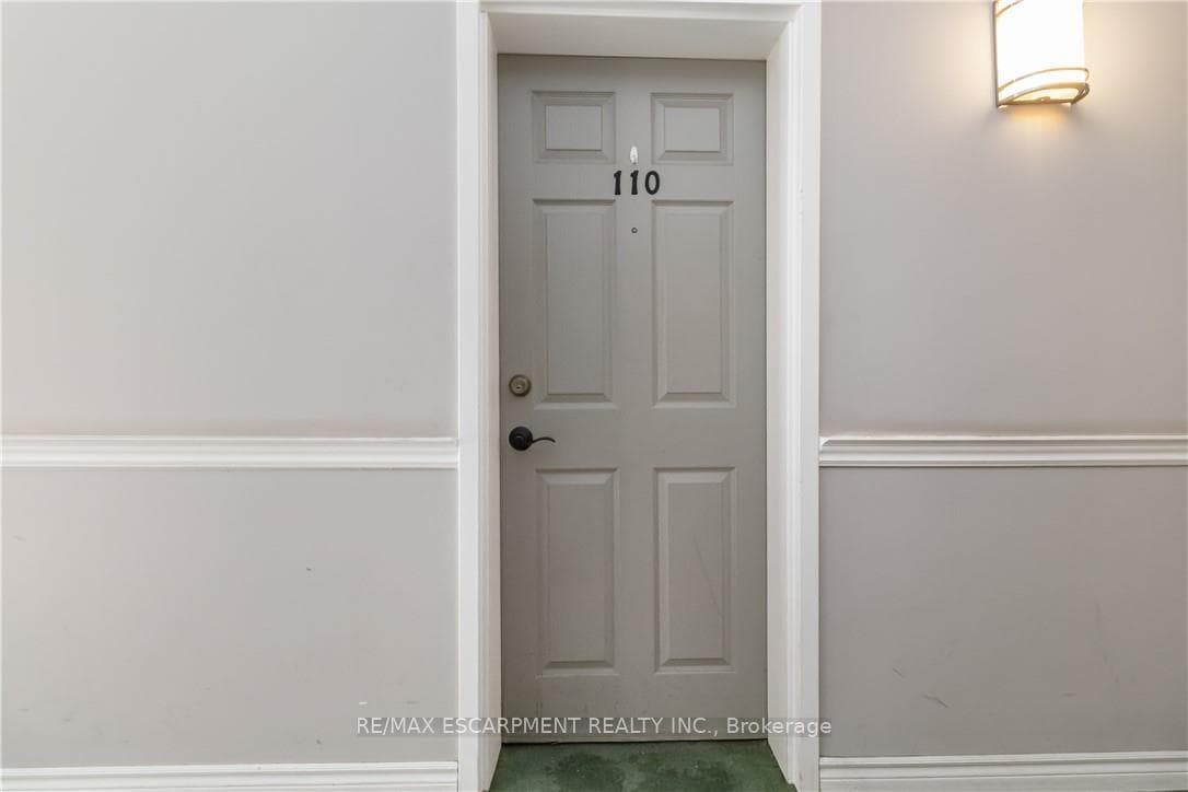 4015 Kilmer Drive Unit 110 - Condo photo 29 of 34 in Burlington, Ontario