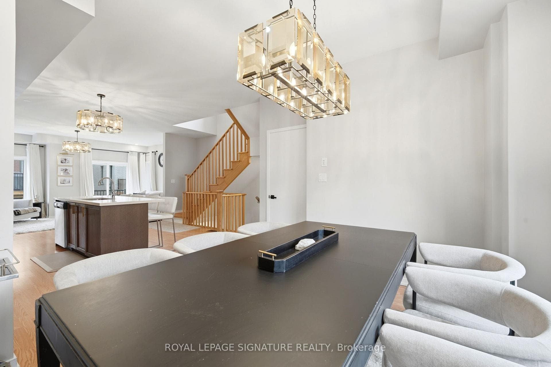 12 Heathrow Lane - Townhouse photo 18 of 40 in Caledon, Ontario
