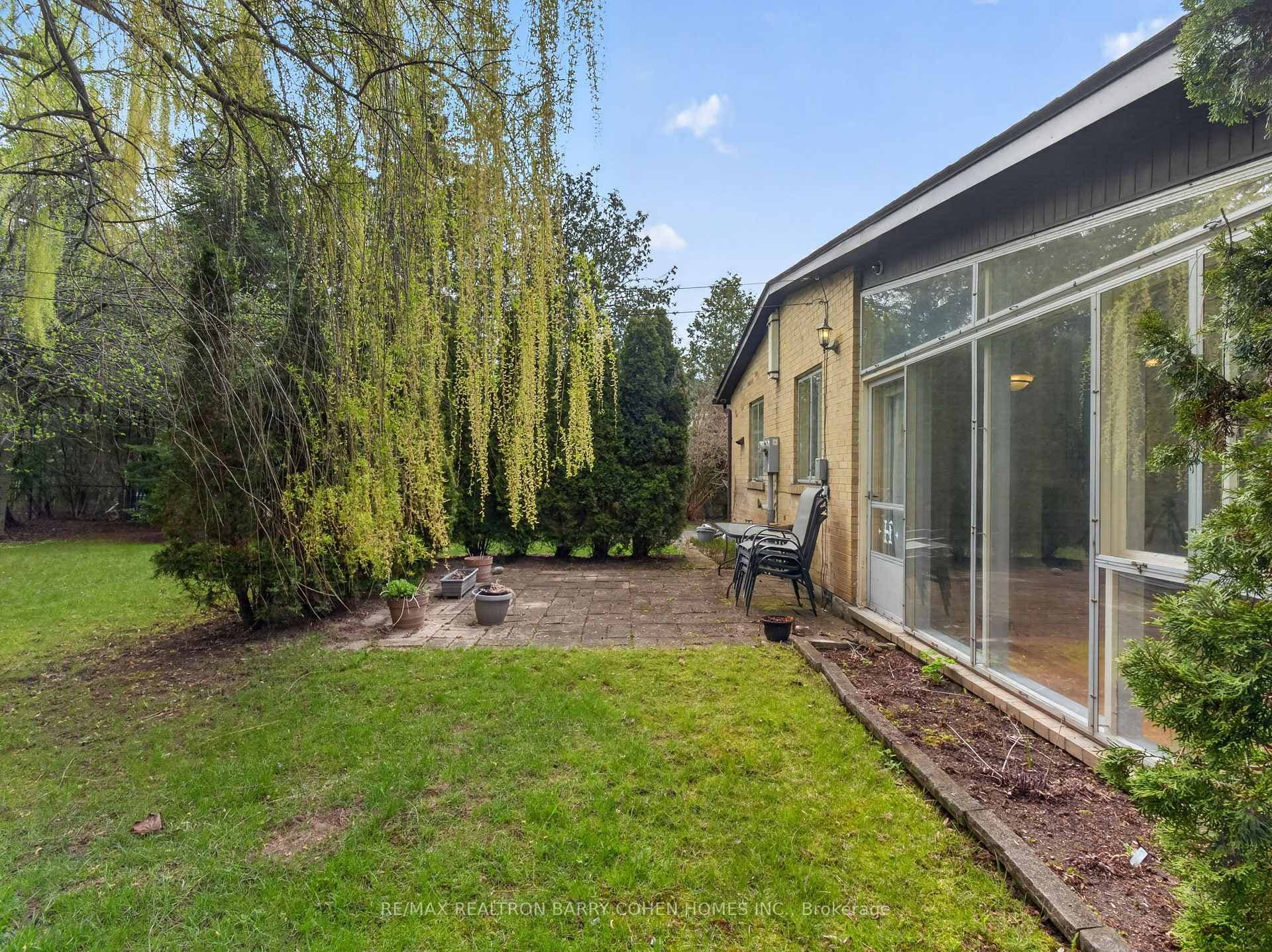 4 Malabar Place - Detached photo 14 of 19 in Don Mills / Parkwoods / Victoria Village, Ontario