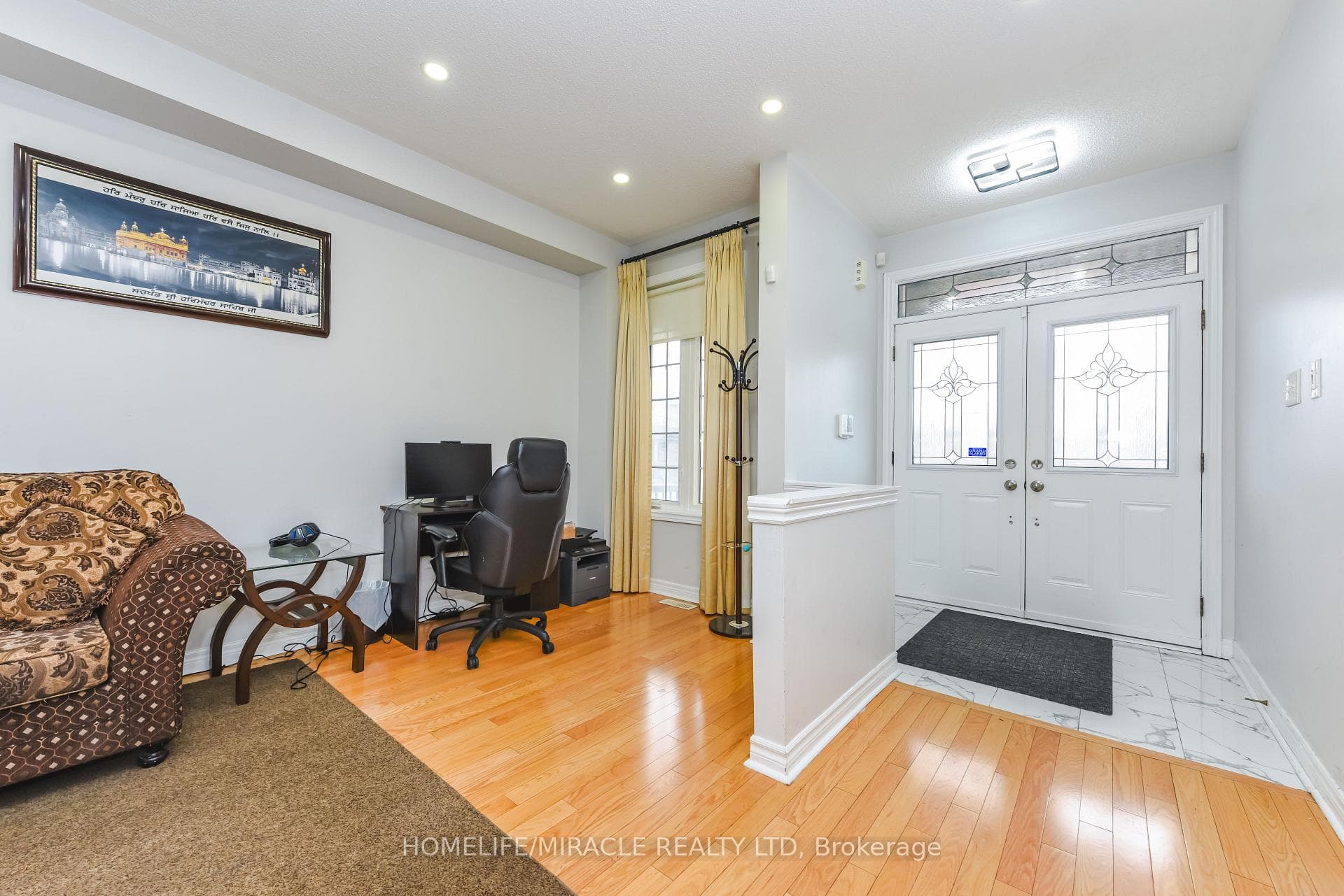 20 Gamson Crescent - Detached for sale in Heart Lake, Ontario