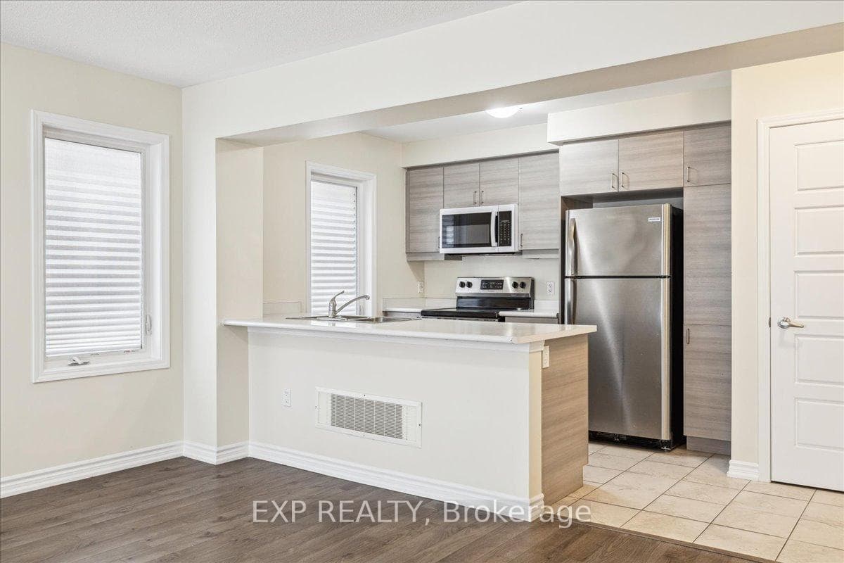 107 Lemieux Court - Townhouse photo 16 of 36 in Milton, Ontario