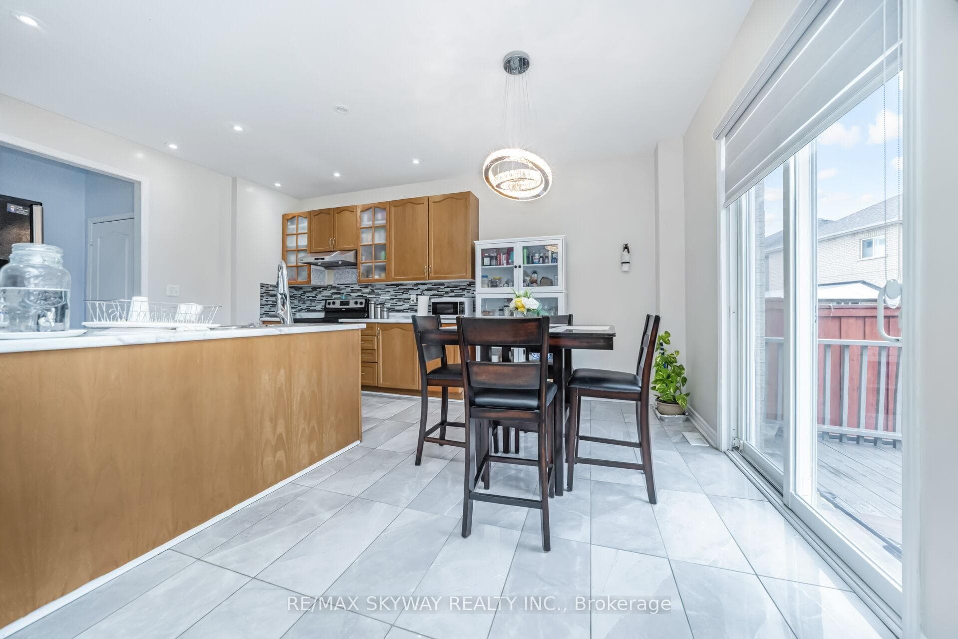 54 Sled Dog Road - Detached photo 15 of 50 in Brampton, Ontario