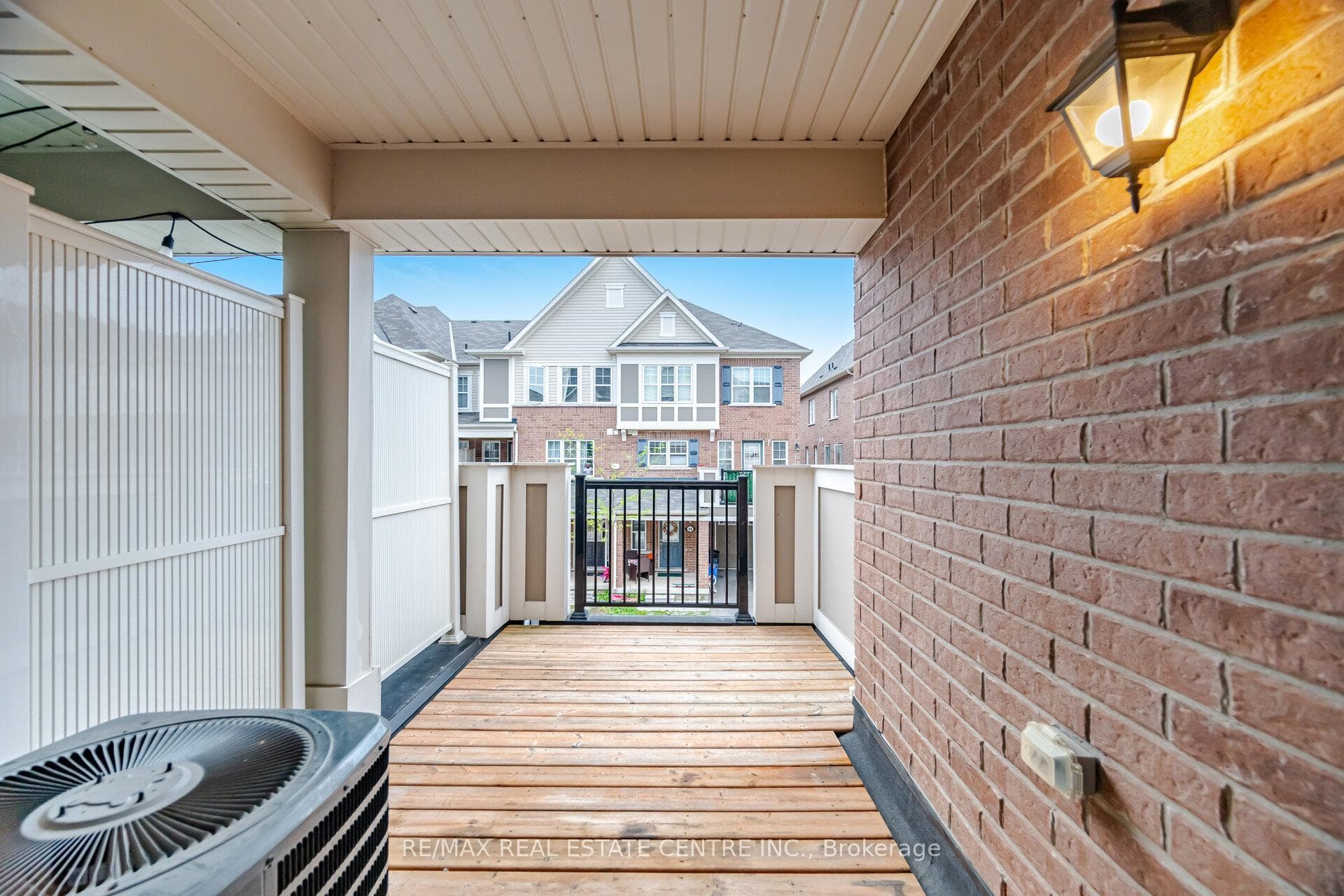 1000 Asleton Boulevard Unit 57 - Townhouse photo 31 of 33 in Milton, Ontario