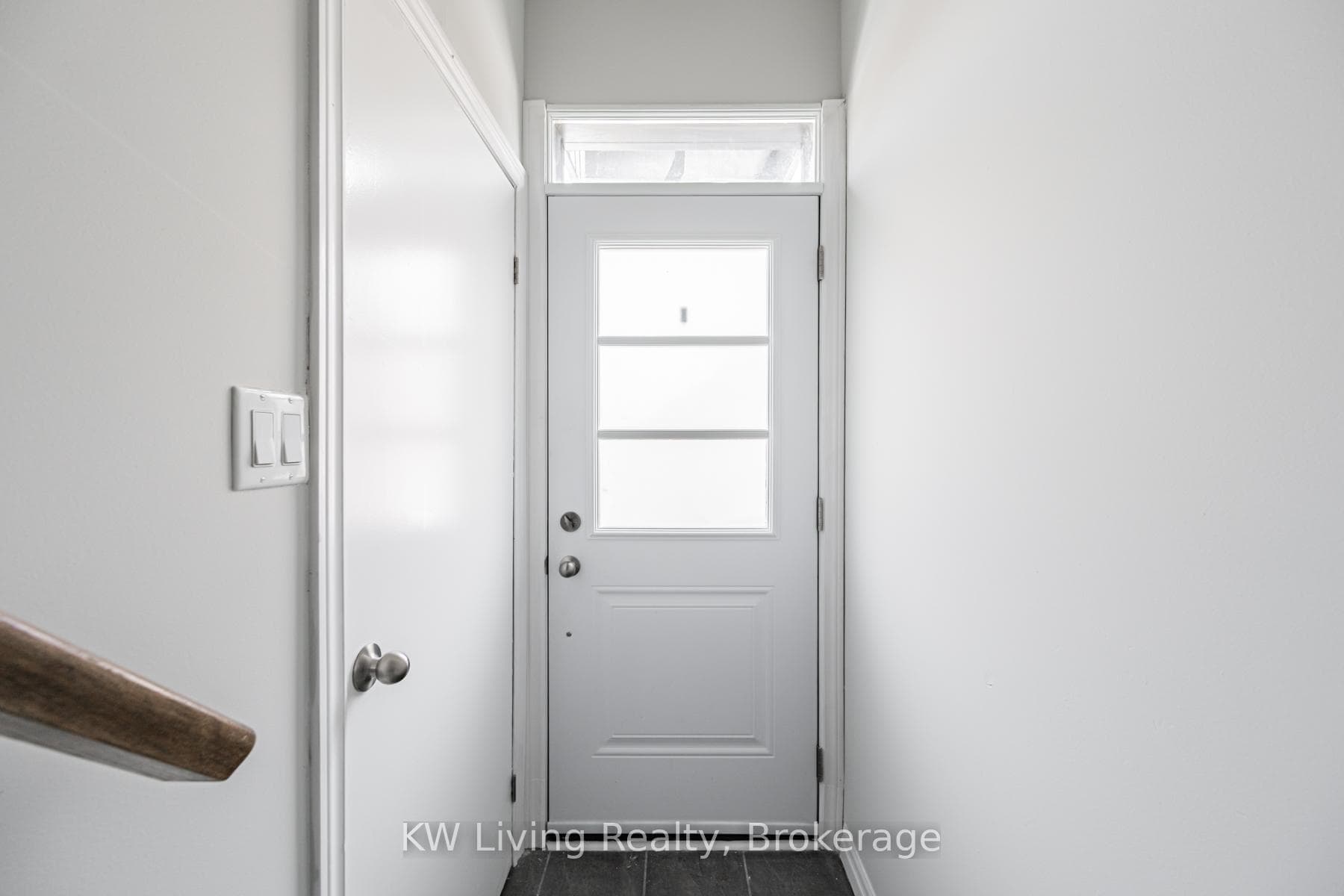 70 Plains Road Unit 18 - Condo photo 5 of 50 in Burlington, Ontario