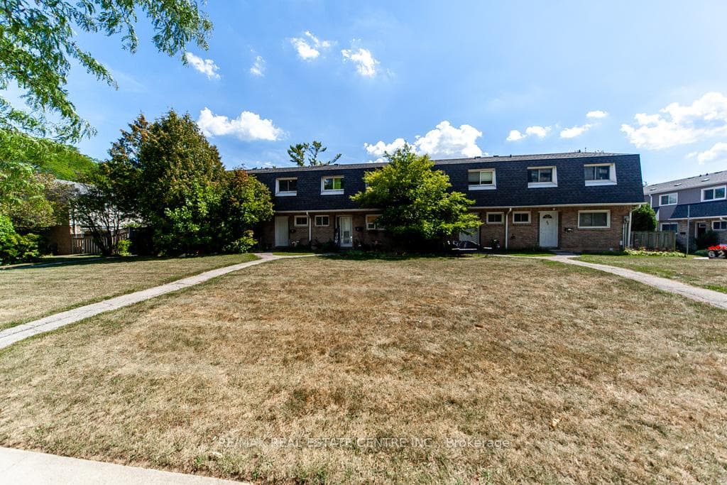 2050 Upper Middle Road Unit 88 - home for sale in Burlington, Ontario