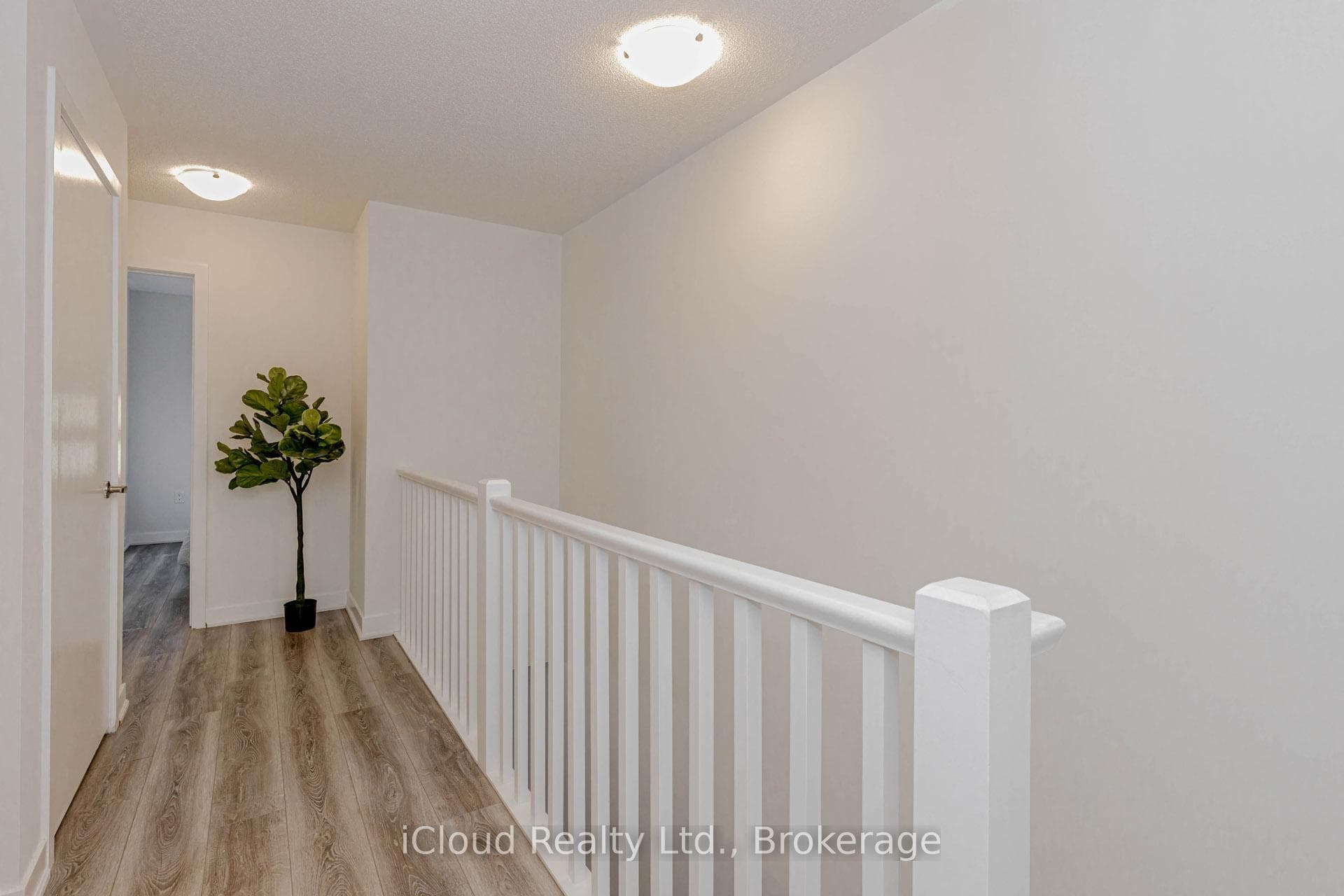 3189 BASTEDO Common Unit 69 - Townhouse photo 28 of 50 in Burlington, Ontario