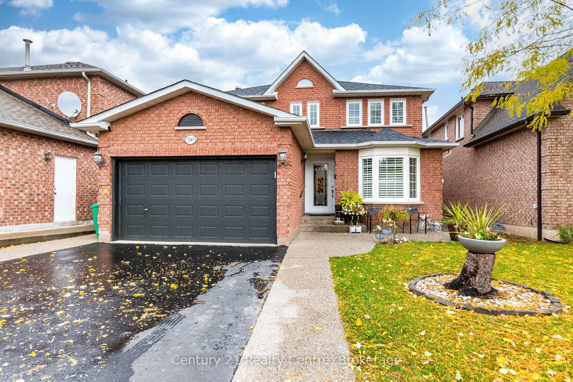 3349 Loyalist Drive - home for sale in Mississauga, Ontario