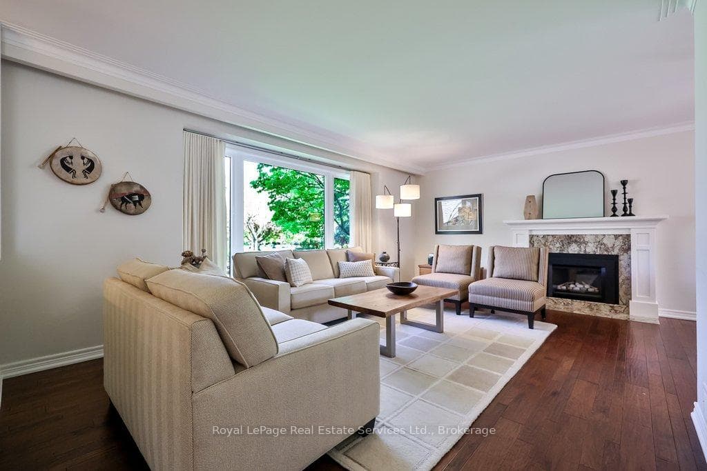 1528 Warland Road - Detached photo 7 of 50 in Oakville, Ontario