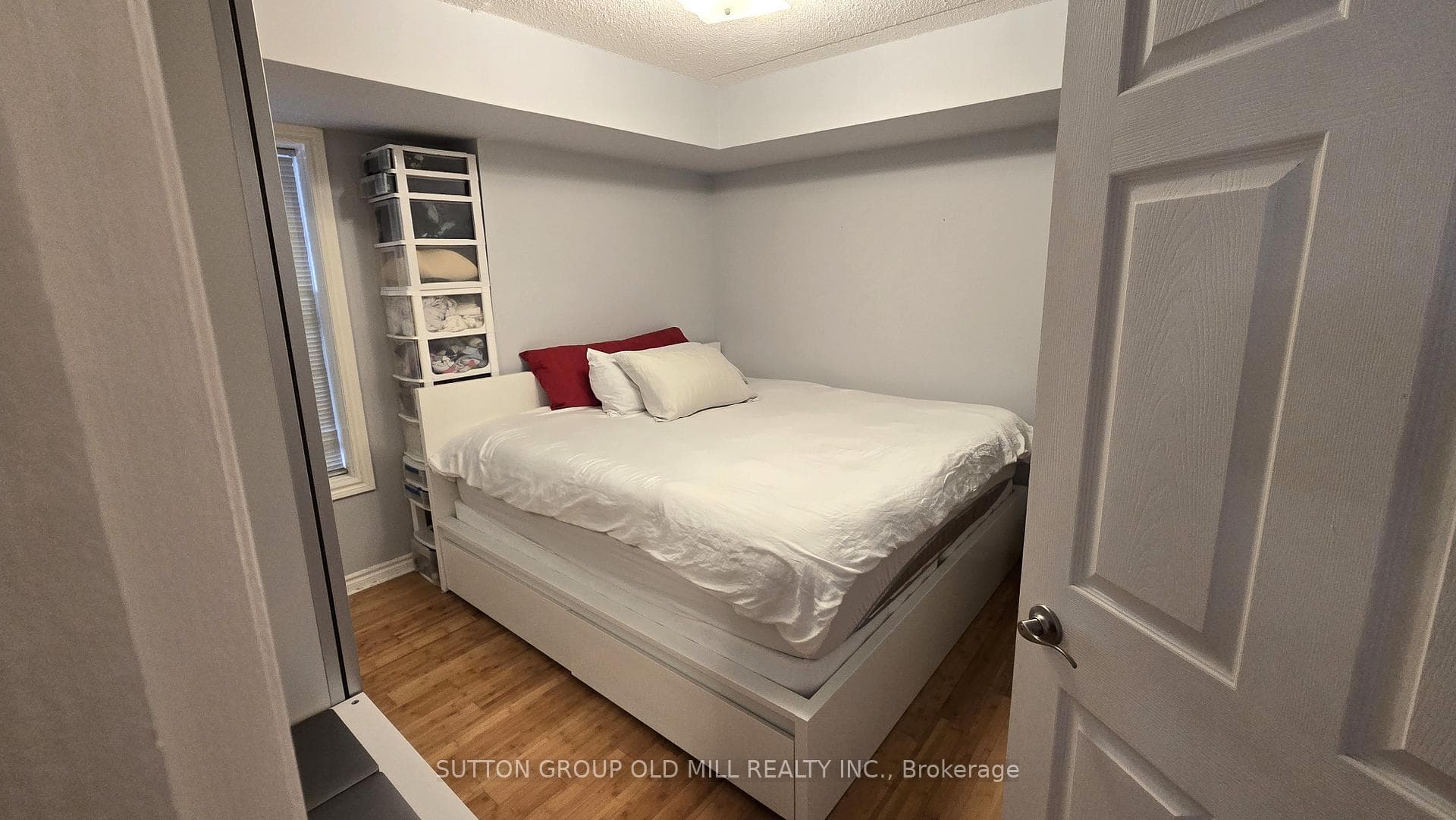 1470 Bishops Gate Unit 208 - Condo photo 15 of 32 in Oakville, Ontario