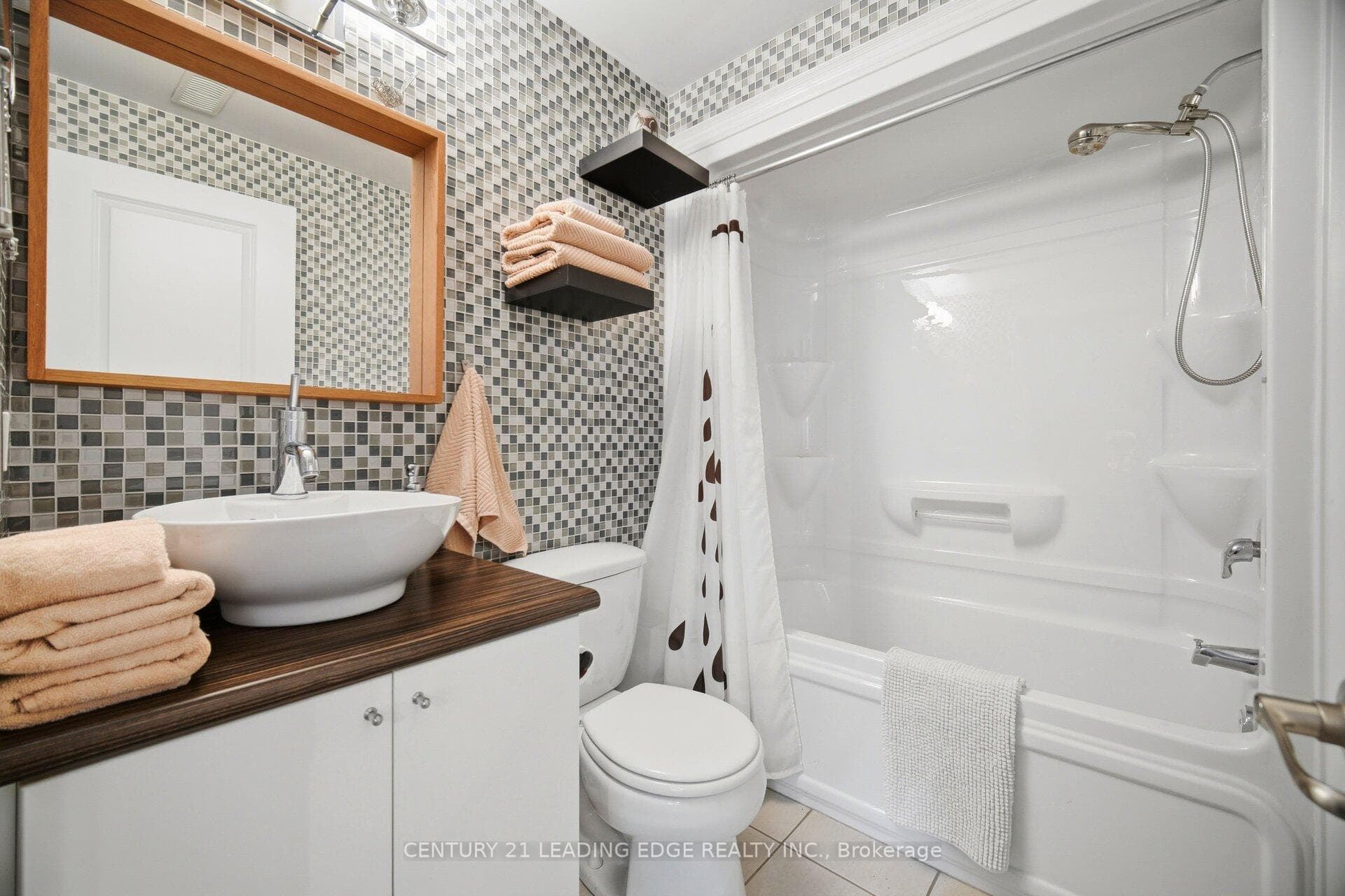 1051 Fernridge Common - Semi-Detached photo 40 of 50 in Burlington, Ontario