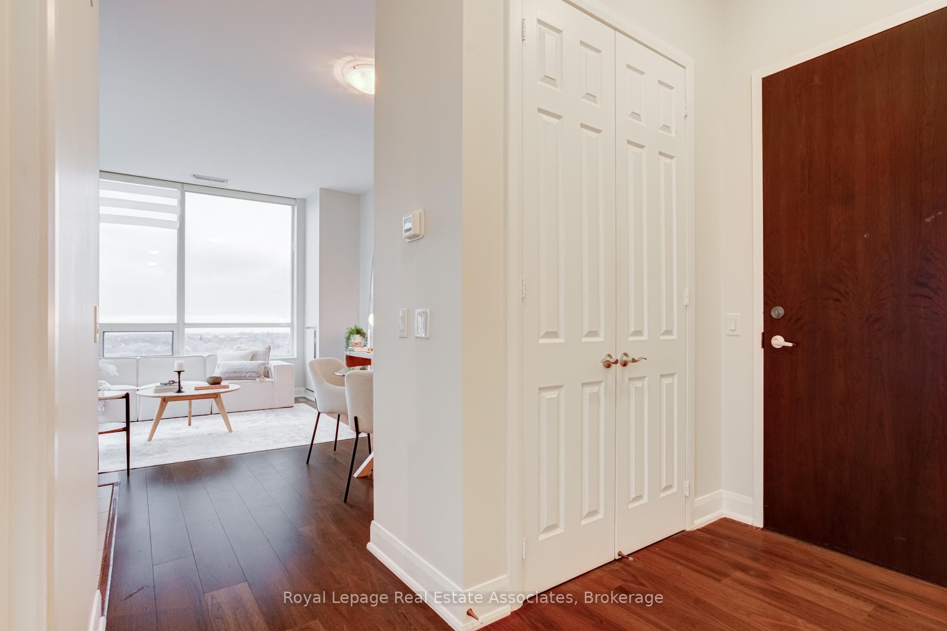 2470 Prince Michael Drive Unit 712 - Condo photo 11 of 49 in Oakville, Ontario
