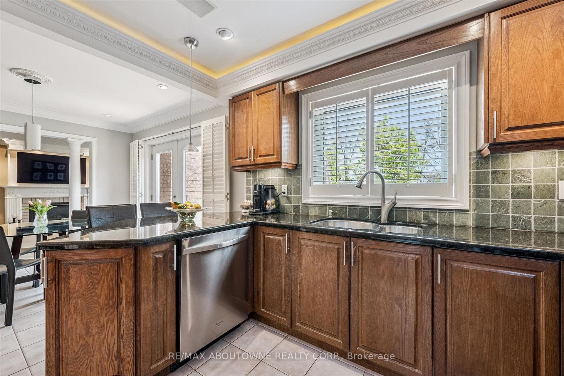 154 Howell Road - Detached photo 10 of 50 in Oakville, Ontario