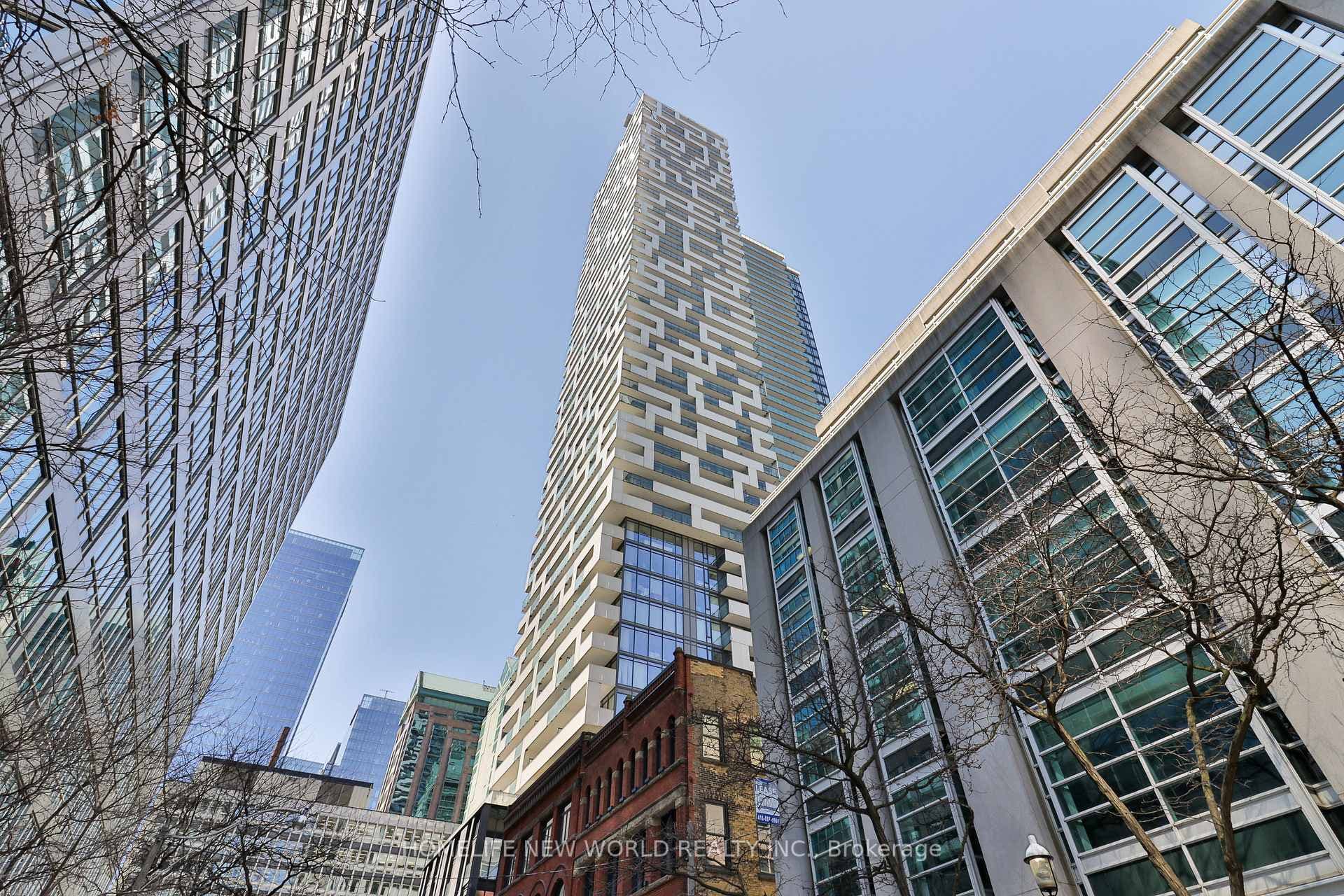 20 Lombard Street Unit 4202 - home for sale in Regent Park / Cabbagetown / St. James Town, Ontario
