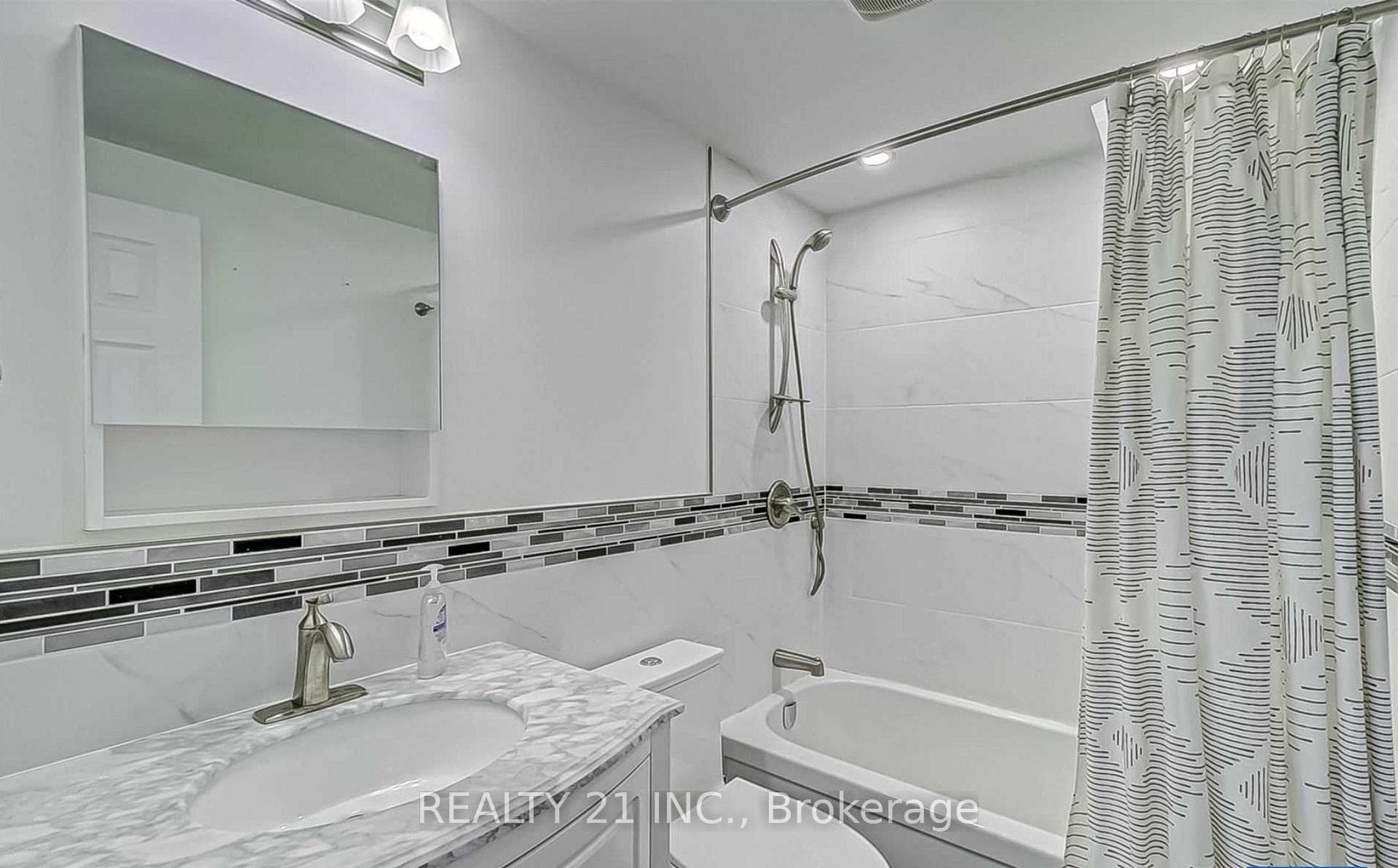 1968 Main Street Unit 1108 - Condo photo 22 of 28 in Hamilton, Ontario