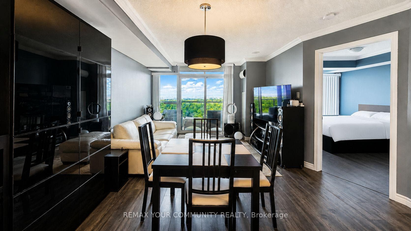 9 George Street Unit 2413 - Condo photo 11 of 34 in Brampton, Ontario
