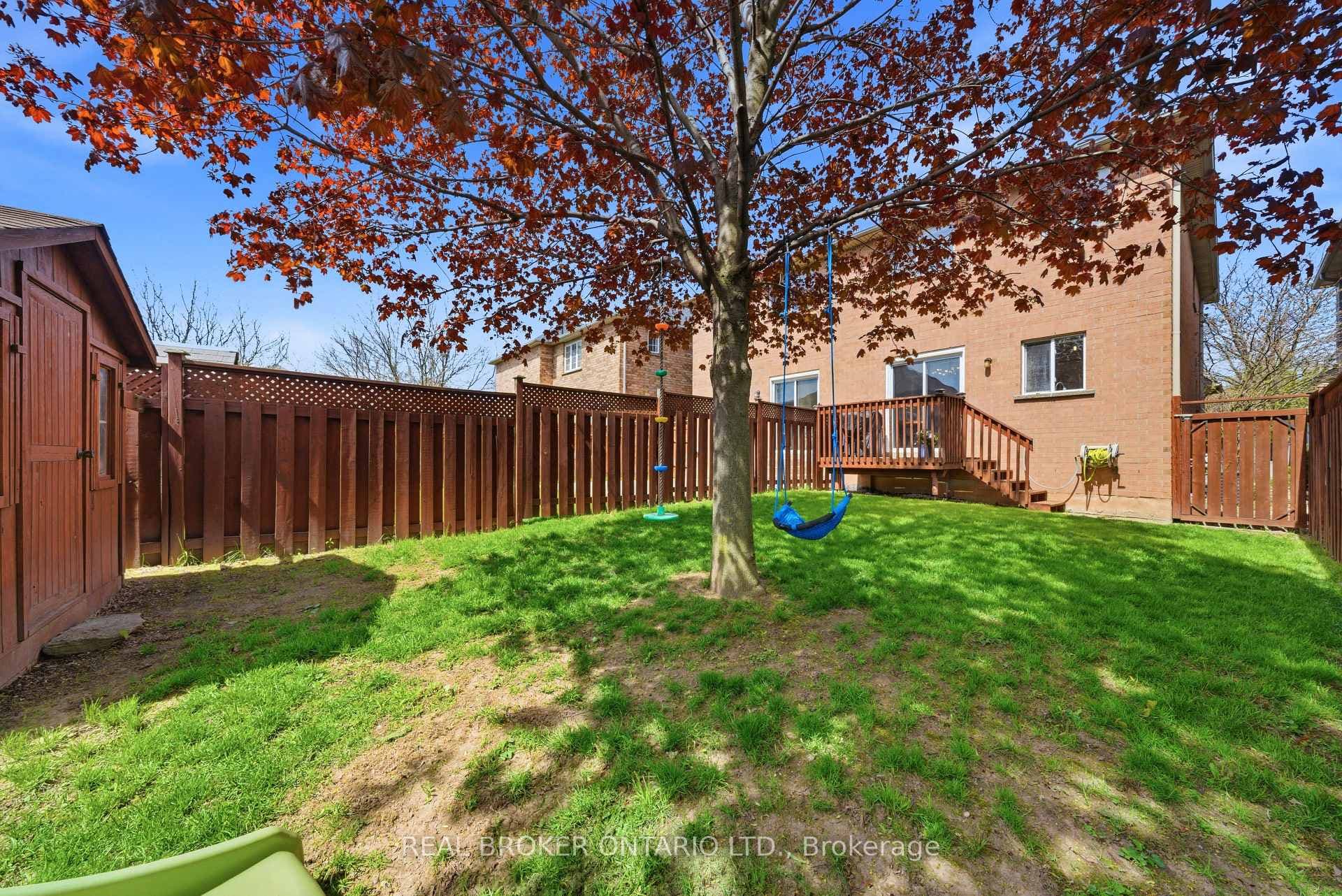 1860 Creek Way - Semi-Detached photo 35 of 44 in Burlington, Ontario