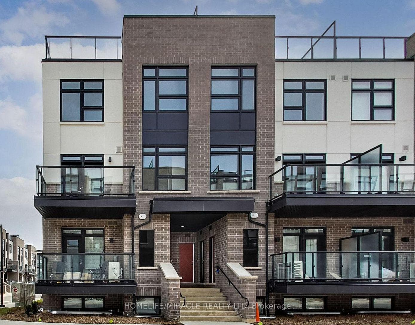 1593 Rose Way Unit #104 - Condo for sale in Old Milton, Ontario