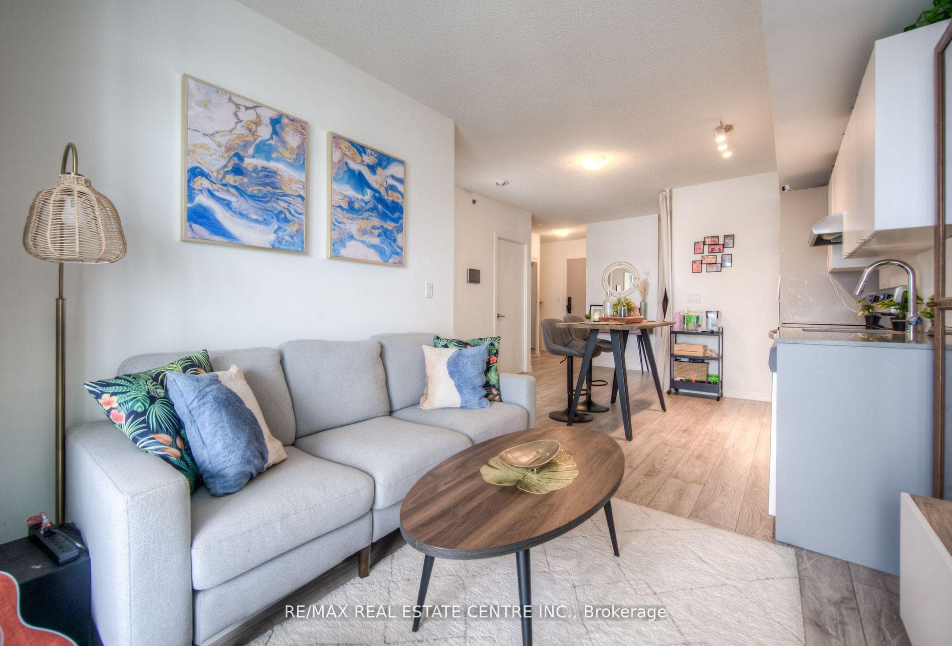 3200 Dakota Common Road Unit B310 - Condo photo 4 of 33 in Burlington, Ontario