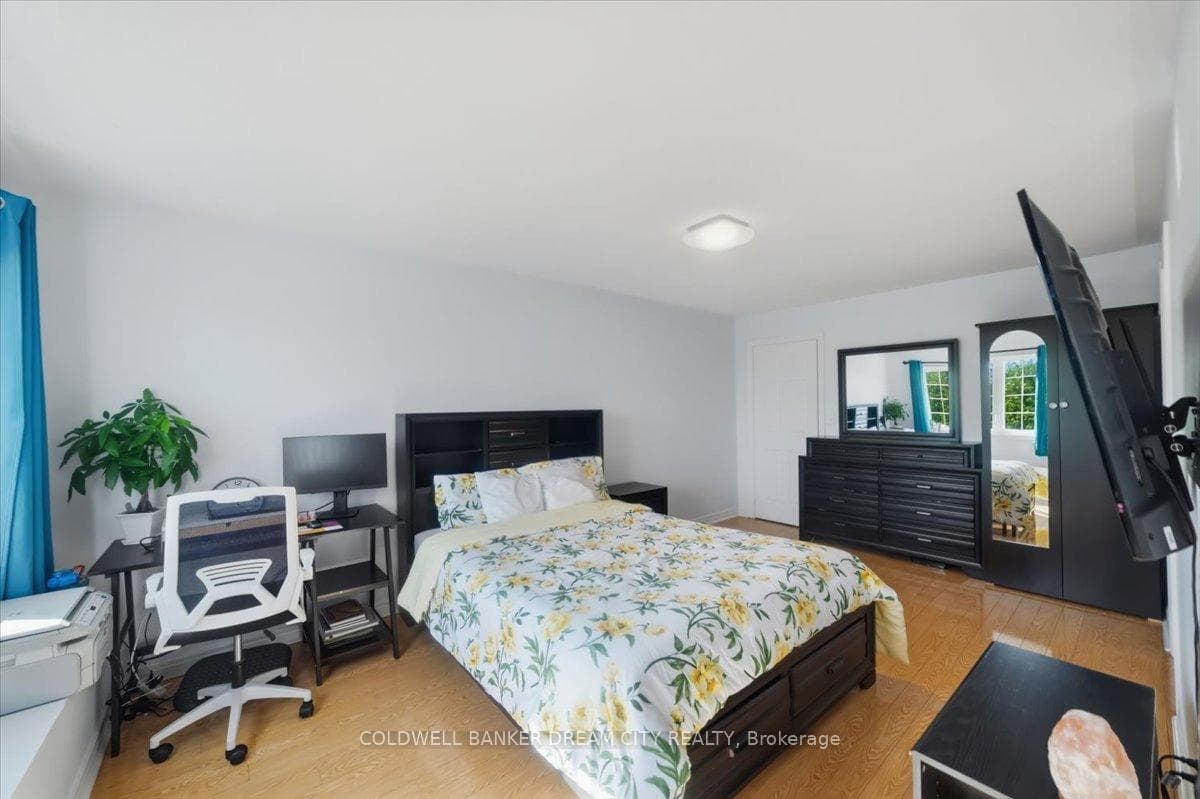 9738 Mclaughlin Road - Townhouse photo 24 of 45 in Brampton, Ontario