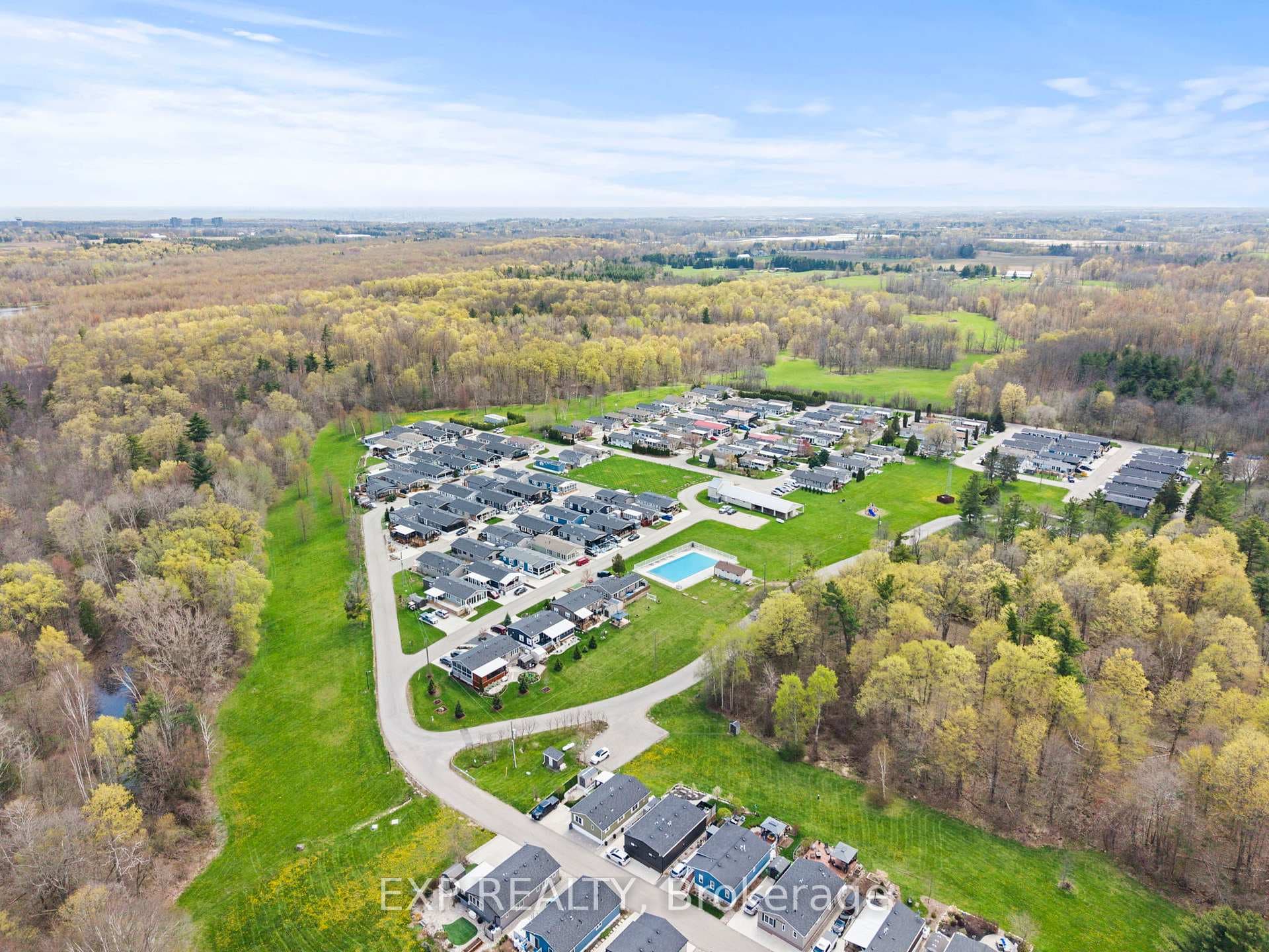 4449 Milburough Line Unit 4 Ironwood - Detached photo 44 of 48 in Burlington, Ontario