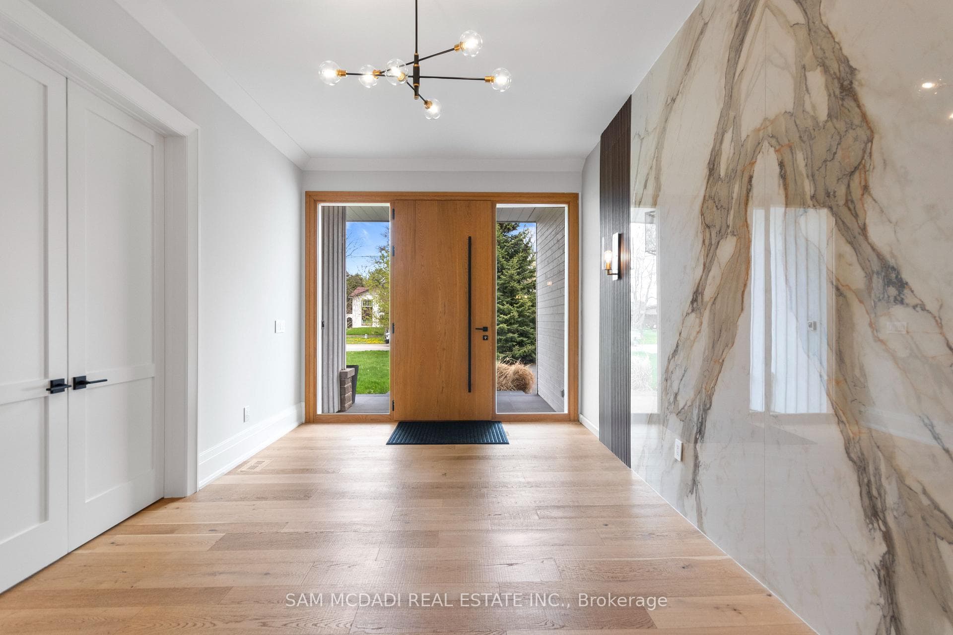 584 Fourth Line - New Construction photo 2 of 50 in Oakville, Ontario