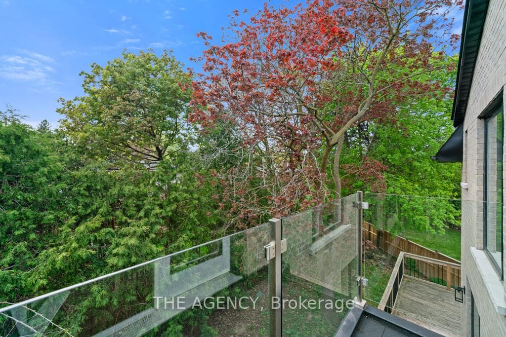 8 Frivick Court - Detached photo 30 of 47 in Willowdale / Newtonbrook, Ontario