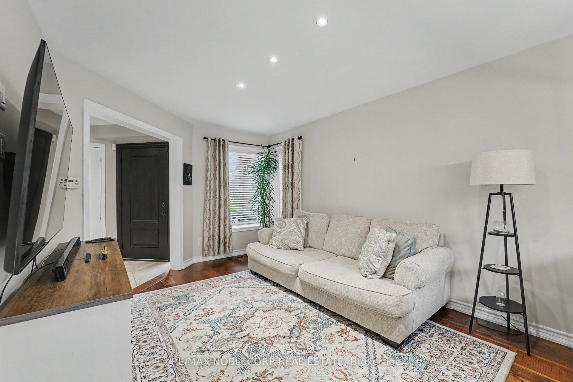 12 Waterbury Street - Detached photo 17 of 48 in Caledon, Ontario