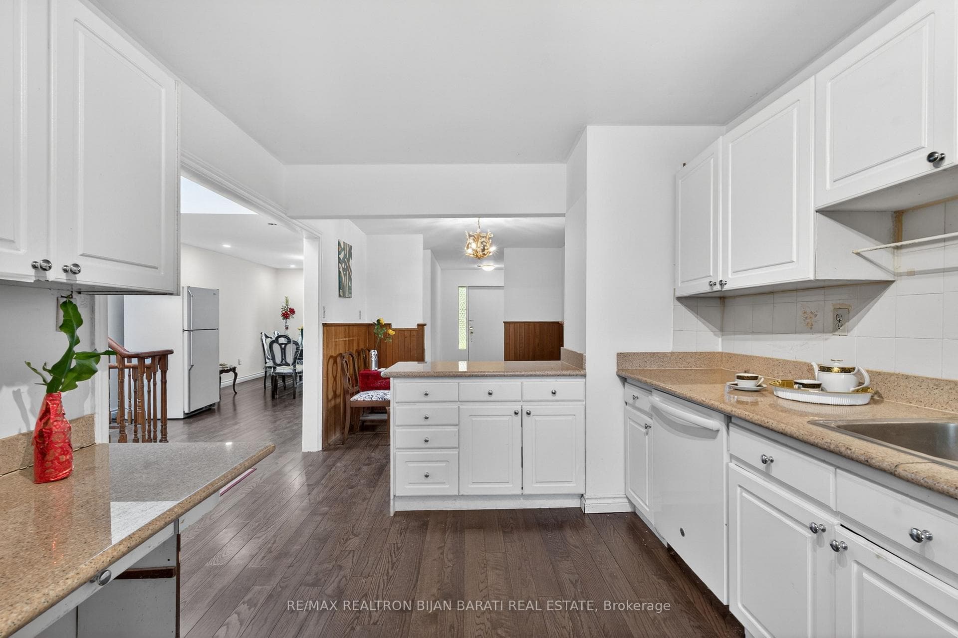 309 Hillcrest Avenue - Detached photo 16 of 47 in Willowdale / Newtonbrook, Ontario