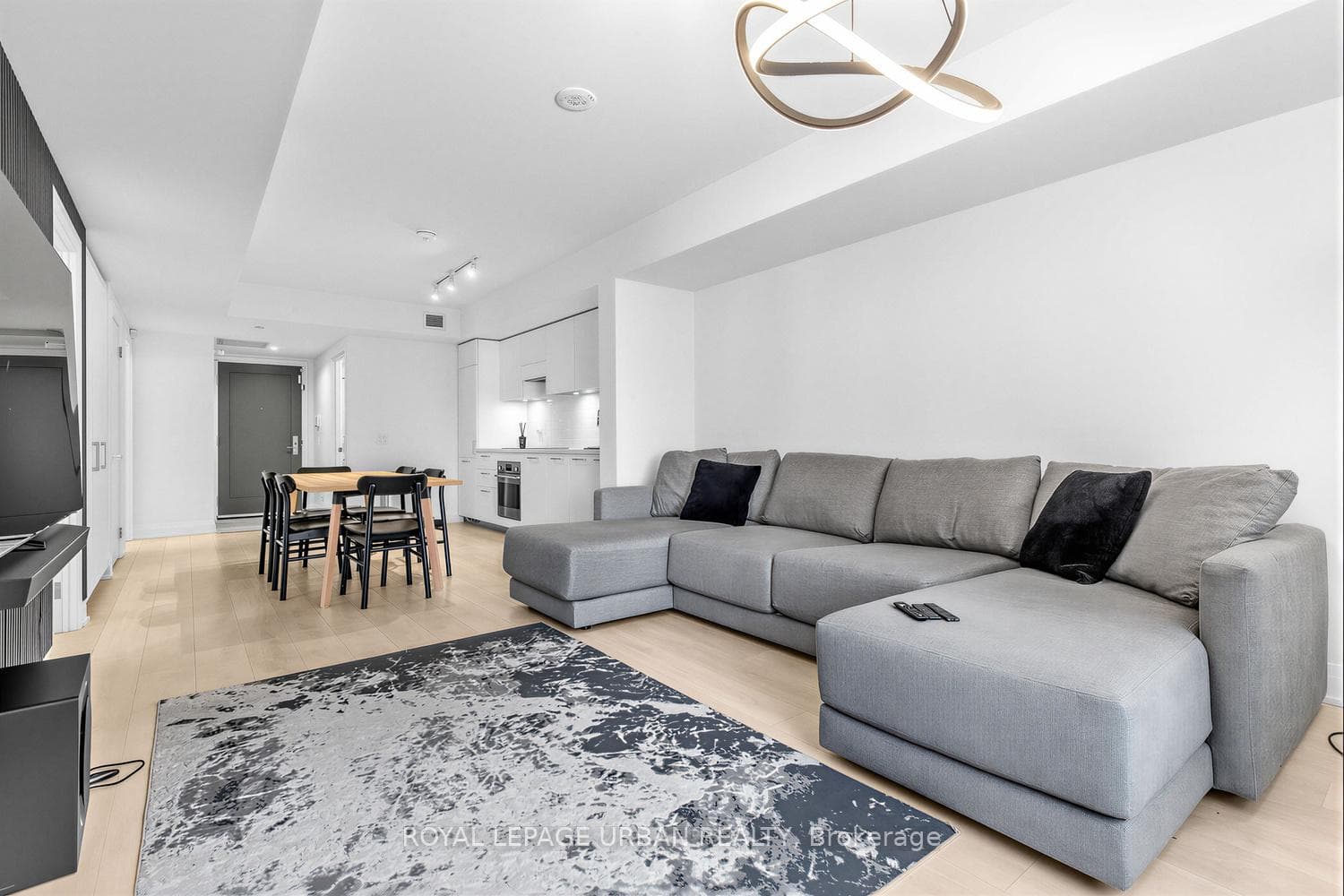 33 Frederick Todd Way Unit 505 - Condo photo 15 of 42 in Flemingdon Park / Don Mills, Ontario