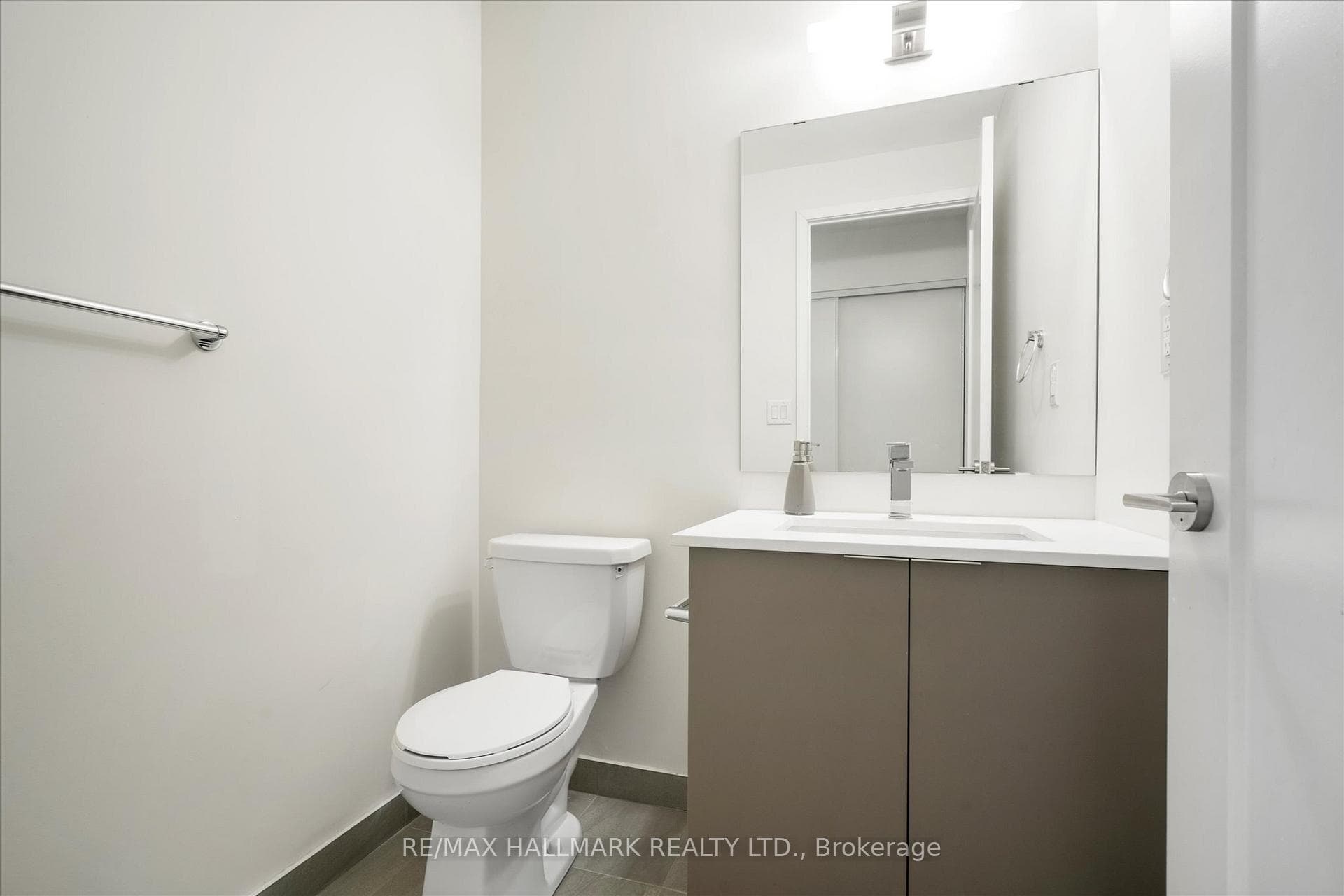1350 Kingston Road Unit TH9 - Condo photo 27 of 39 in Birch Cliff / Cliffside, Ontario