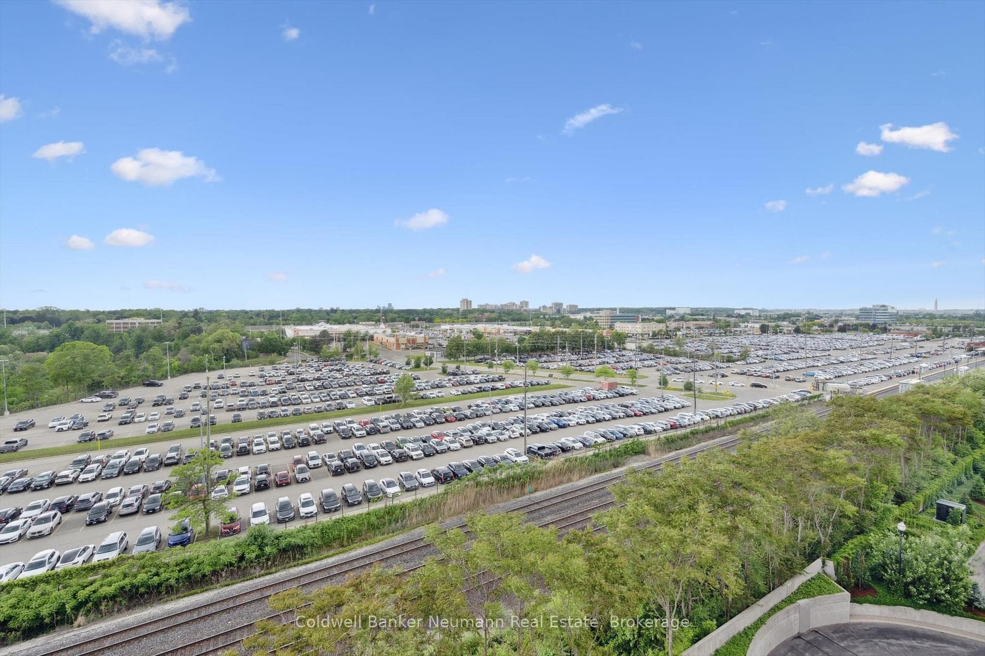 40 Old Mill Road Unit 804 - Condo photo 28 of 31 in Oakville, Ontario