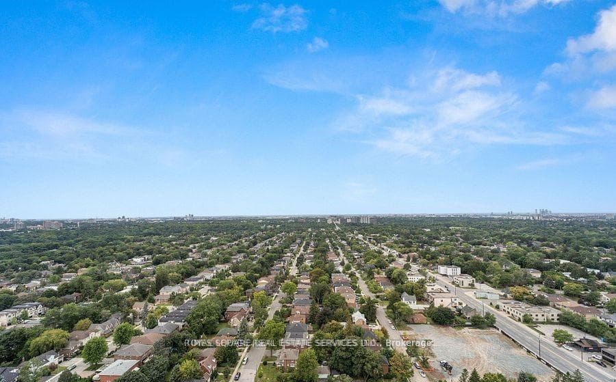 11 Bogert Avenue Unit 3305 - Condo photo 5 of 9 in Thornhill / Willowdale, Ontario