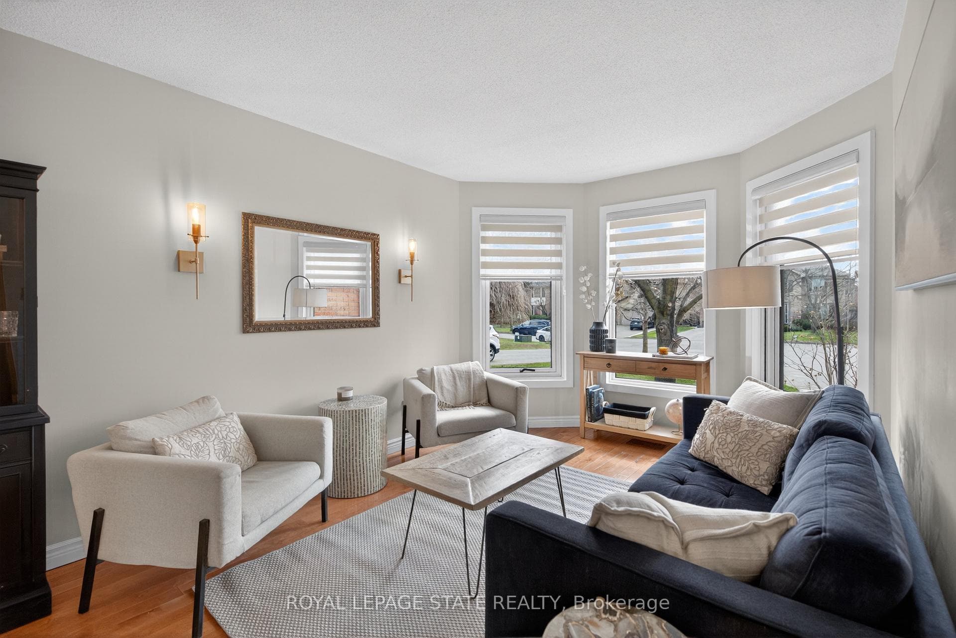 1151 Campbell Court - Detached photo 6 of 50 in Burlington, Ontario