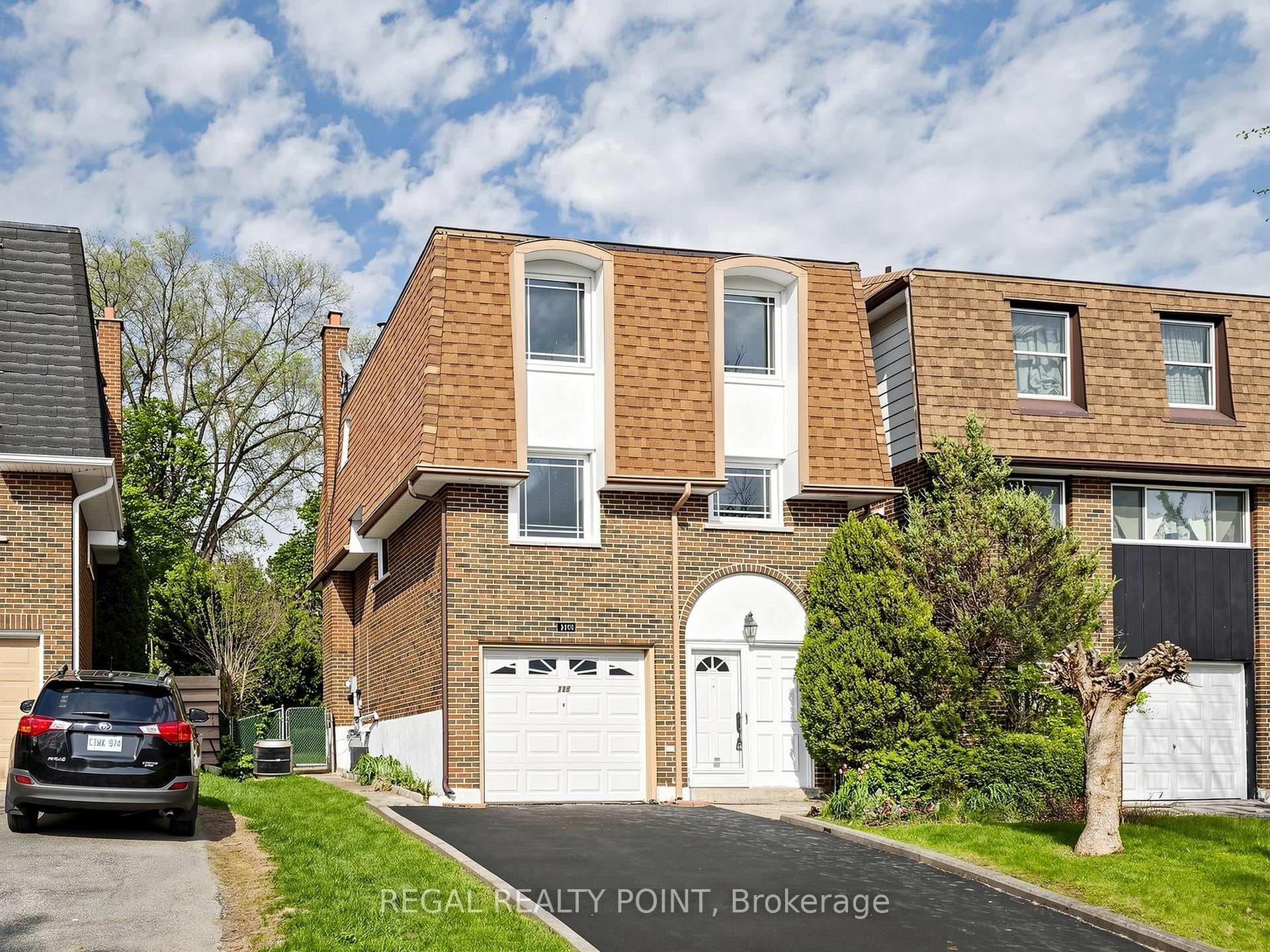 116 Loganberry Crescent - Detached photo 2 of 36 in Hillcrest Village / Bayview Village, Ontario
