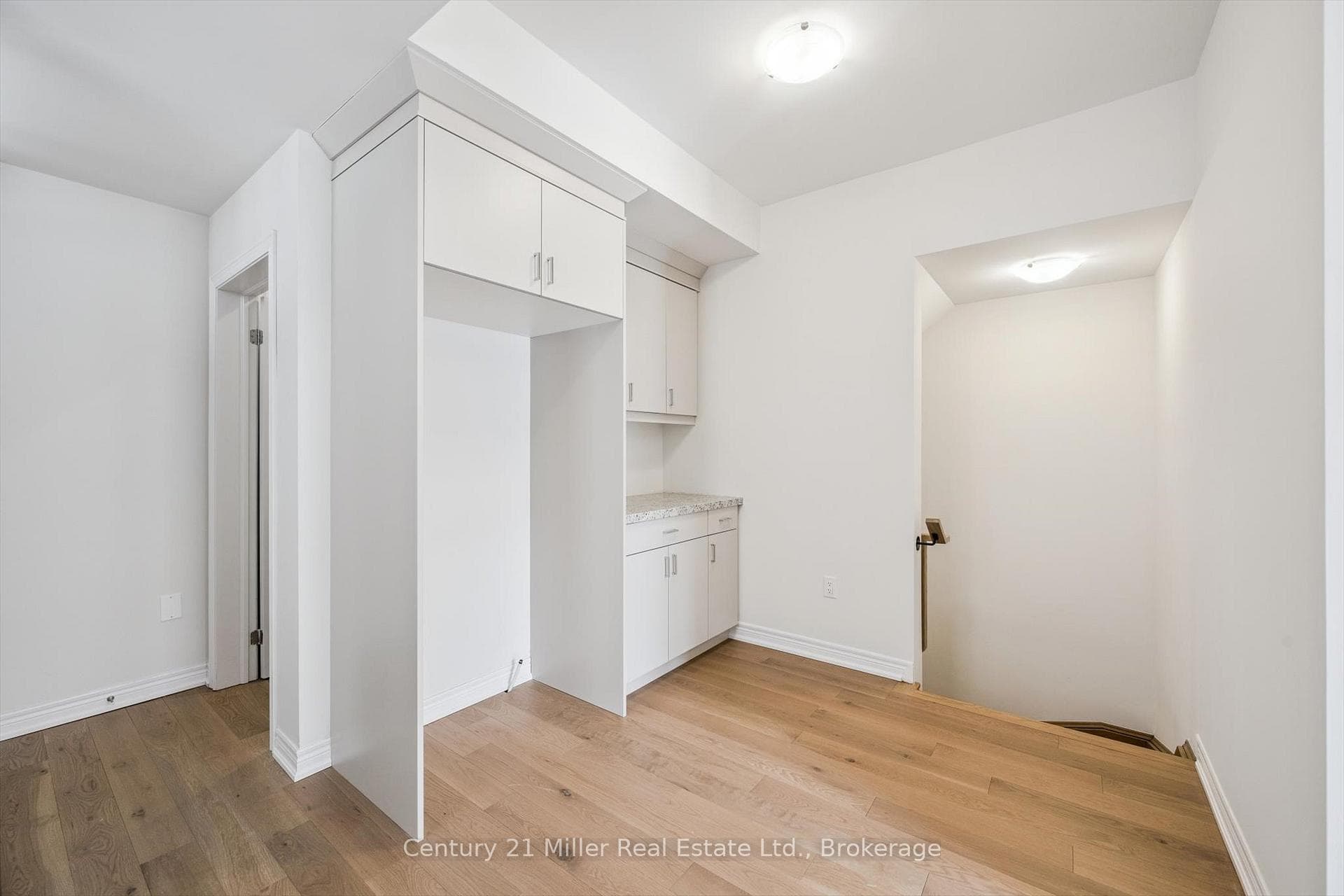 3199 Sixth Line - Townhouse photo 29 of 38 in Oakville, Ontario