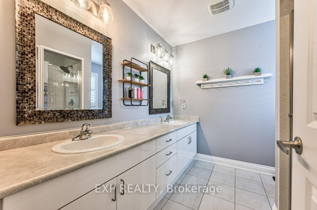 76 Ruhl Drive - Detached photo 33 of 50 in Milton, Ontario