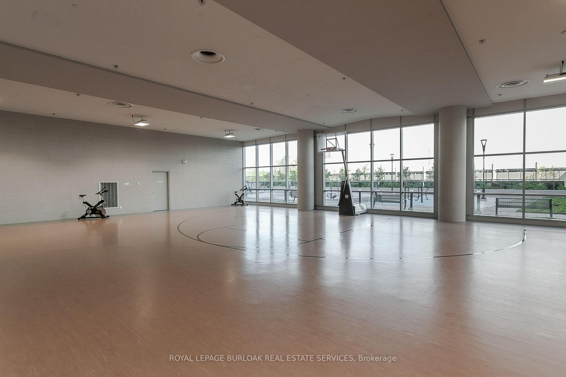 2081 Fairview Street Unit 1201 - Condo photo 19 of 27 in Burlington, Ontario