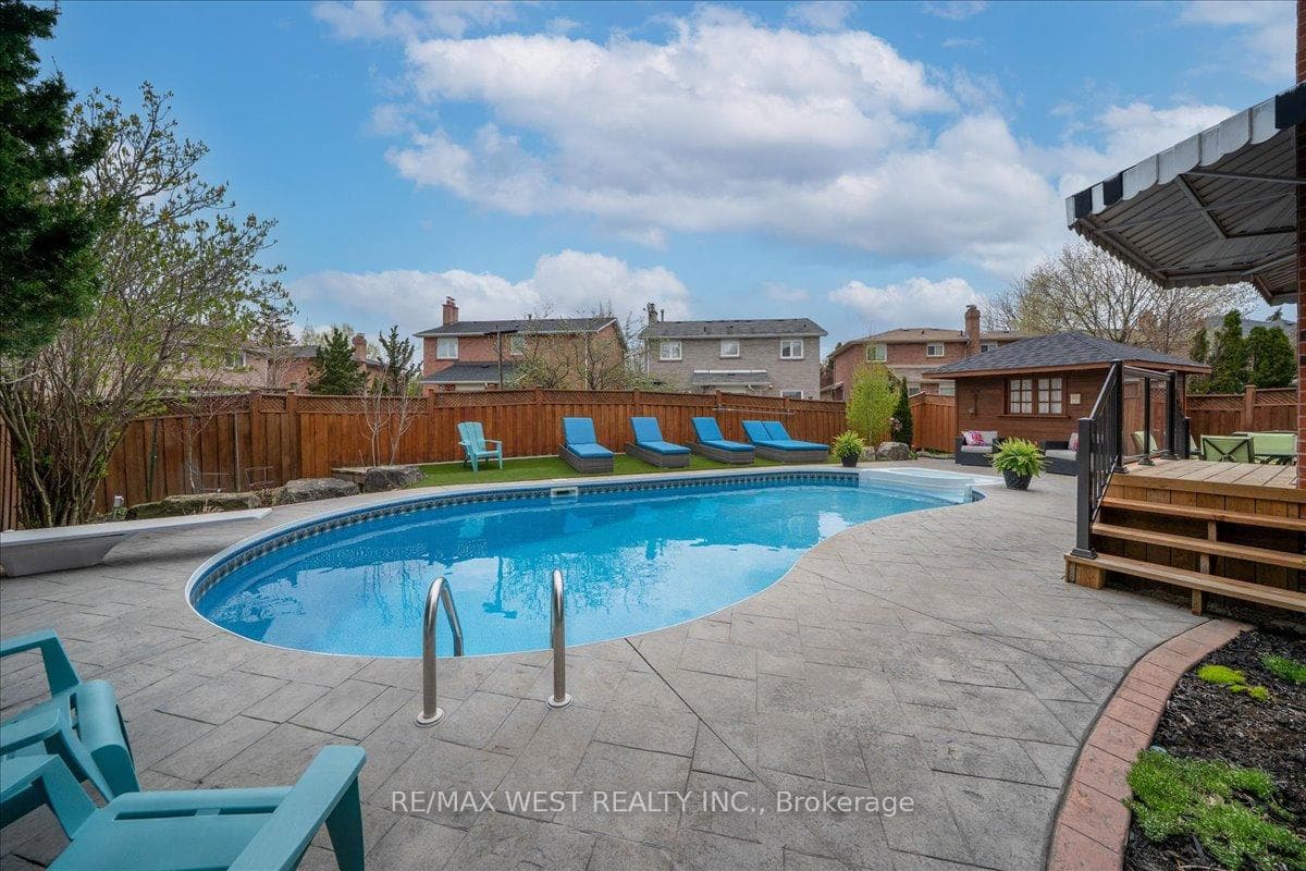 12 Berrydown Drive - Detached photo 41 of 50 in Caledon, Ontario