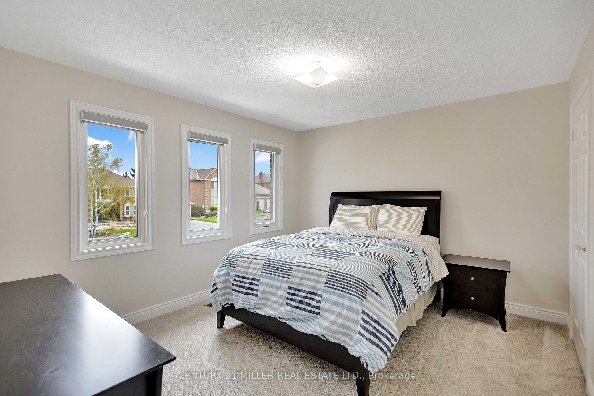 1398 Winterberry Drive - Detached photo 25 of 46 in Burlington, Ontario
