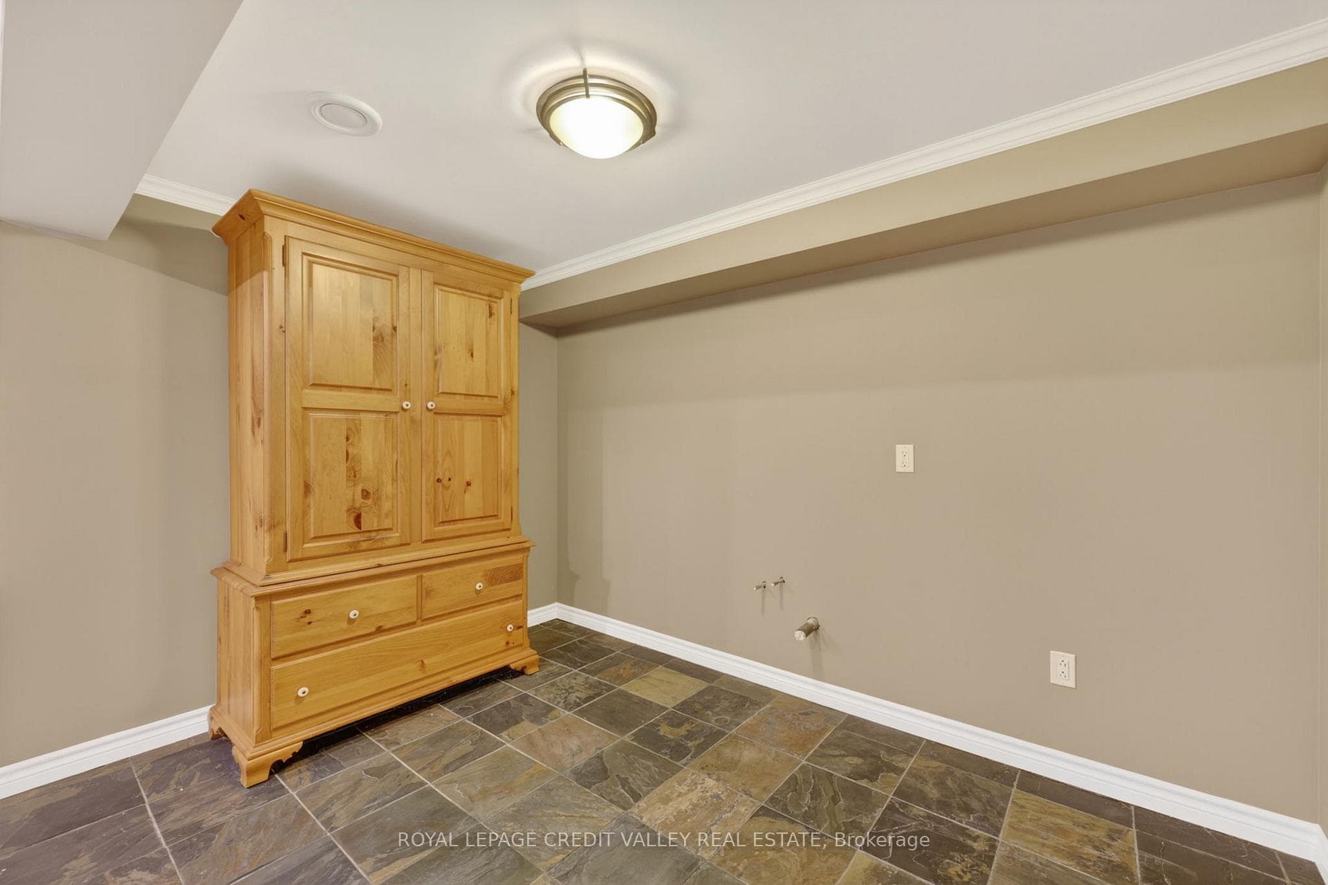 52 Terra Cotta Crescent - Detached photo 33 of 50 in Brampton, Ontario