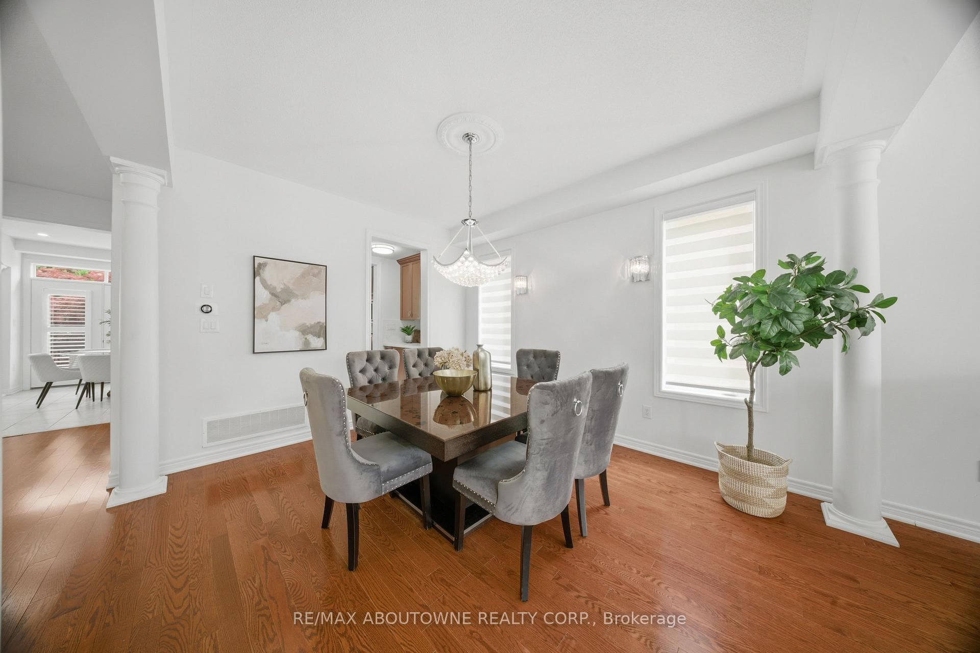 3071 Jenn Avenue - Detached photo 8 of 50 in Burlington, Ontario