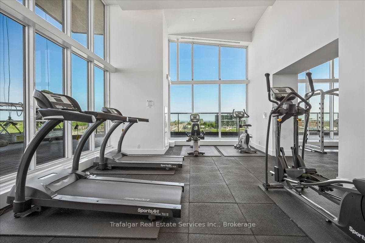 297 Oak Walk Drive Unit 1807 - Condo photo 34 of 35 in Oakville, Ontario