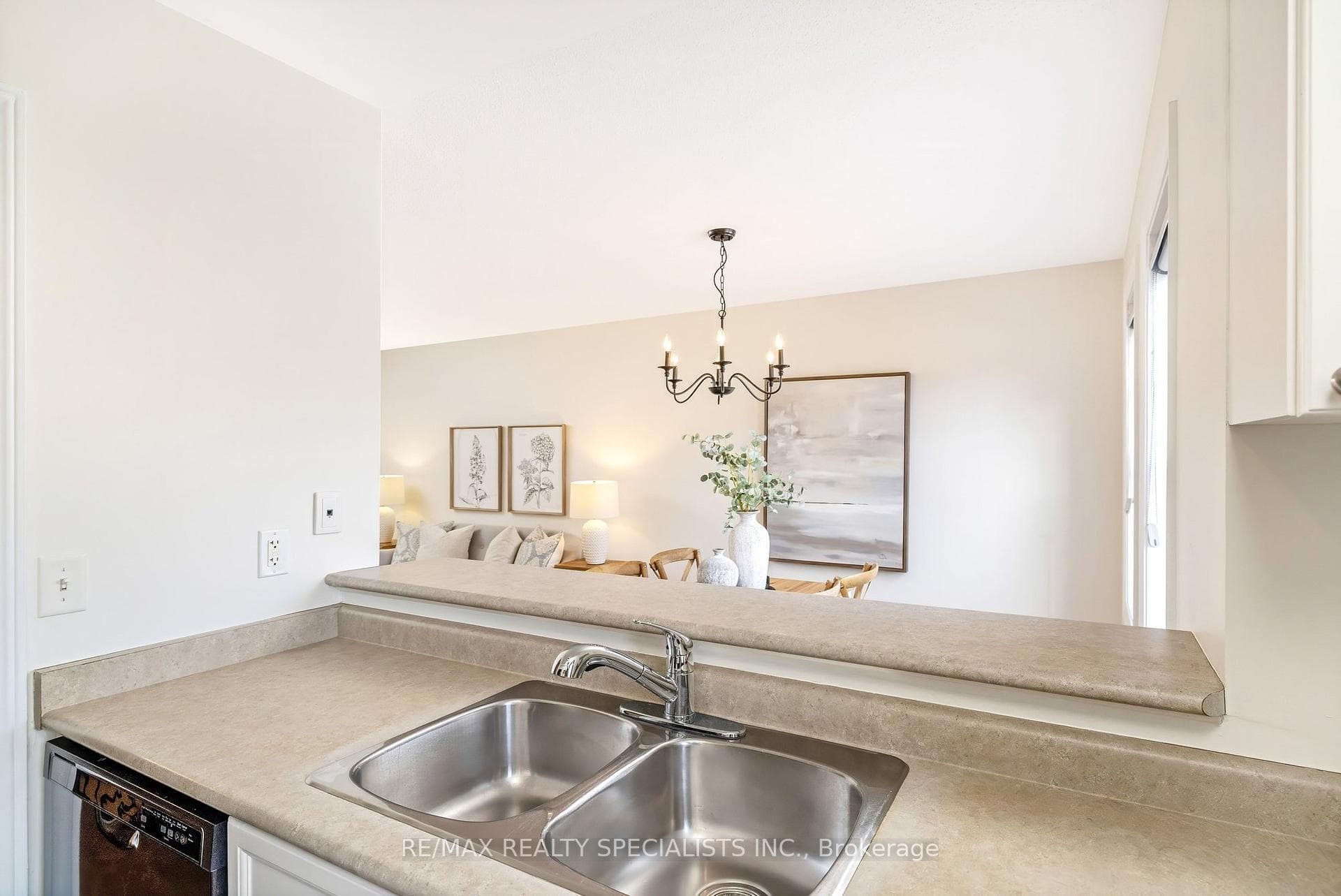 3032 Drumloch Avenue - Townhouse photo 20 of 29 in Oakville, Ontario