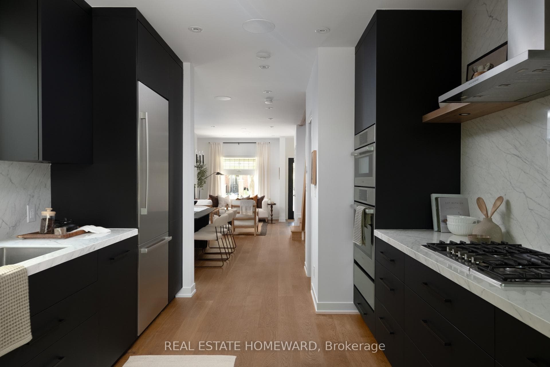 204 Bain Avenue - Semi-Detached photo 14 of 47 in Riverdale / Leslieville, Ontario